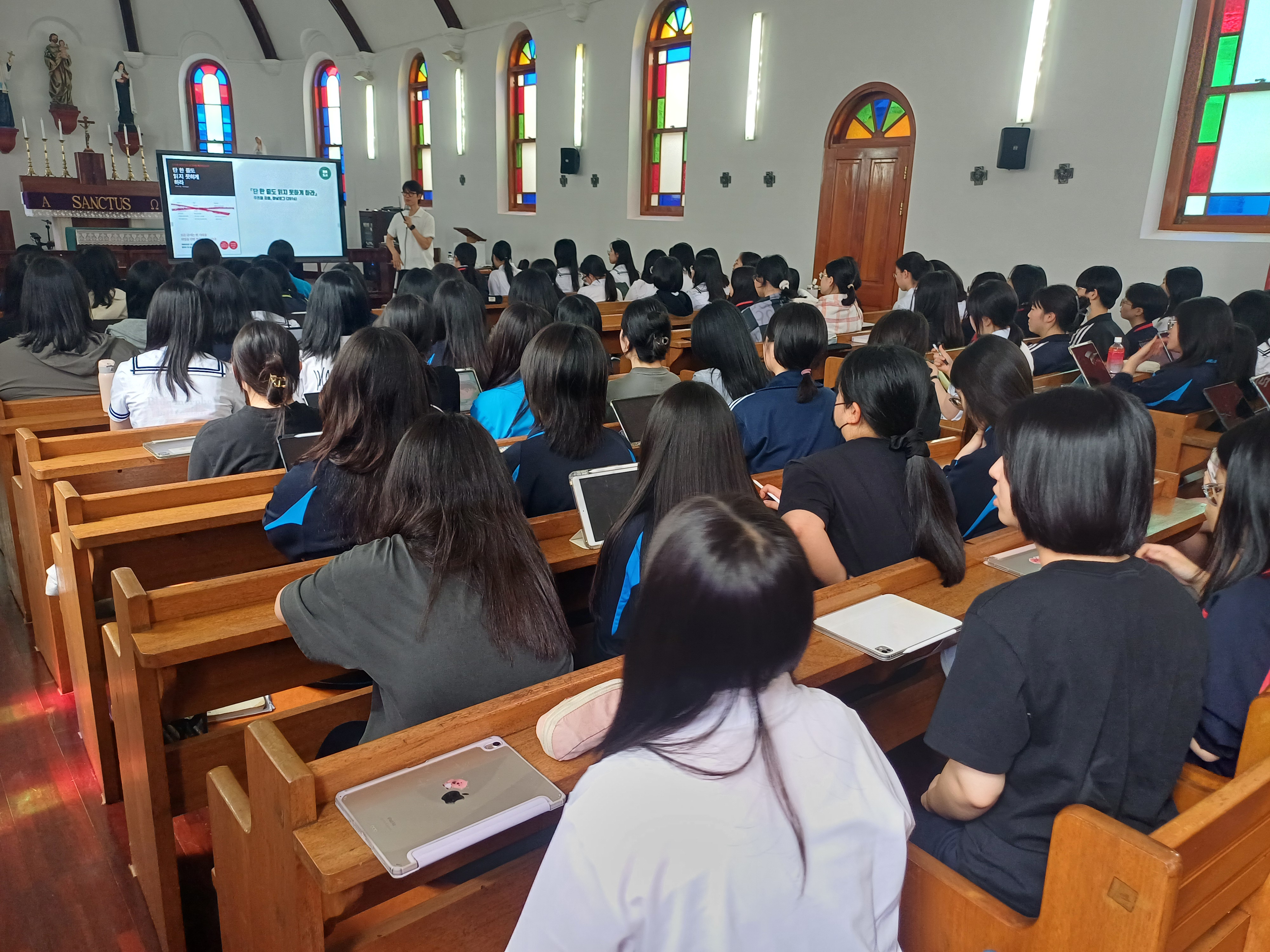마산도서관, 학교로 찾아가는 인문학, 청소년의 꿈을 응원하다 - 관련이미지1