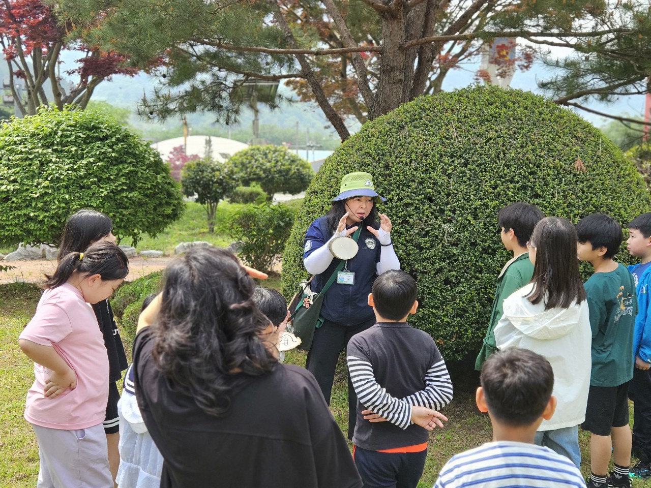 횡천초, 자연과 함께하는 숲교육학교 운영 - 관련이미지2