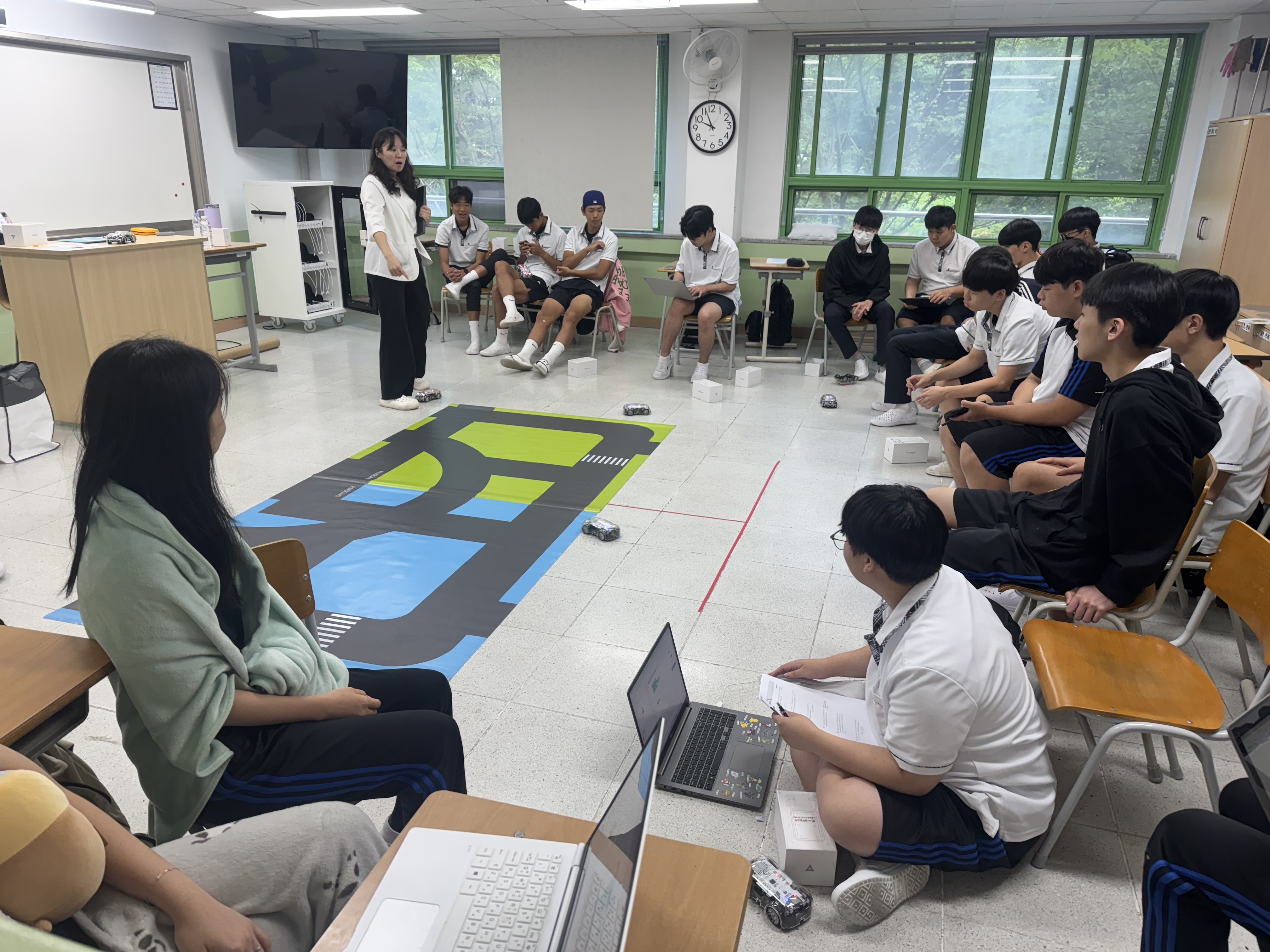 창원토월고, 학년별 맞춤형‘AI 중점학교 체험활동’실시 - 관련이미지1