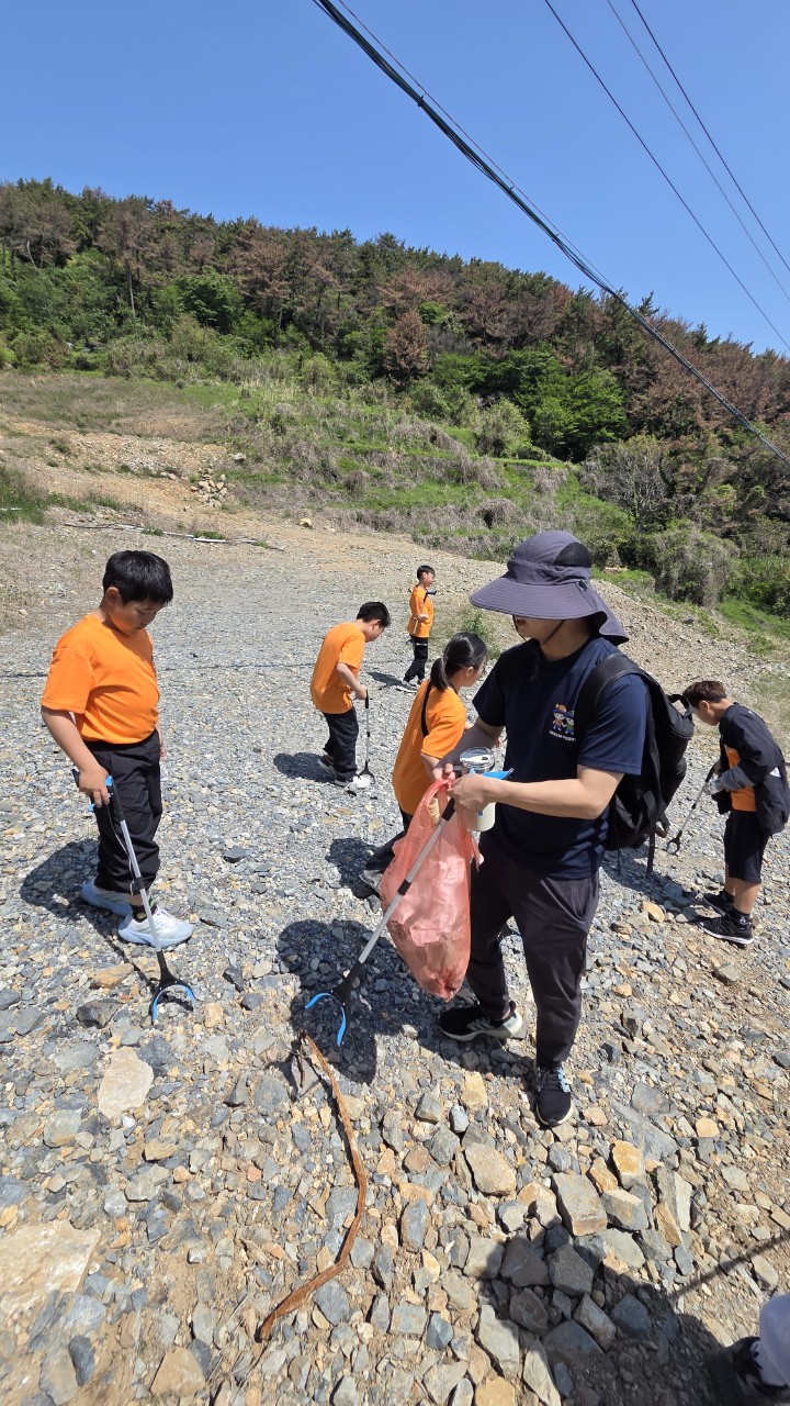 부모님과 함께하는 ‘욕지 천왕봉’ 에코 등산활동  - 관련이미지3