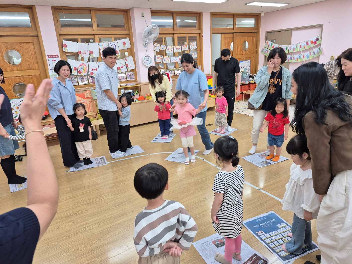 진해유치원, 자연을 품은 첫 걸음, 가족 참여수업 및 부모교육 - 관련이미지2