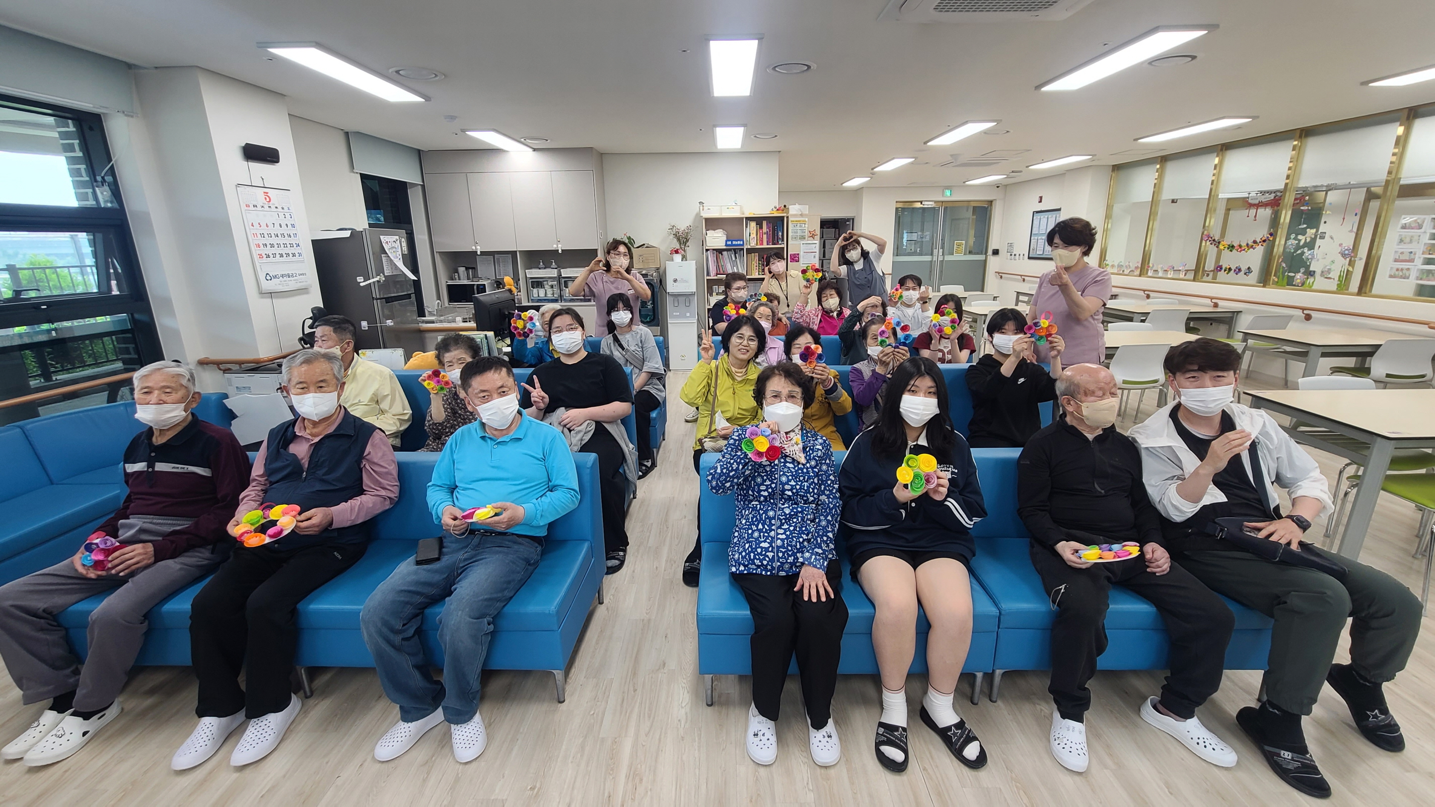 경상남도교육청 낙동강학생교육원, 가정의 달 맞아 따뜻한 봉사활동 펼쳐  - 관련이미지2
