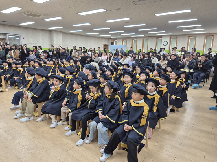 양덕솔빛유치원, 제5회 졸업식 실시 - 관련이미지1