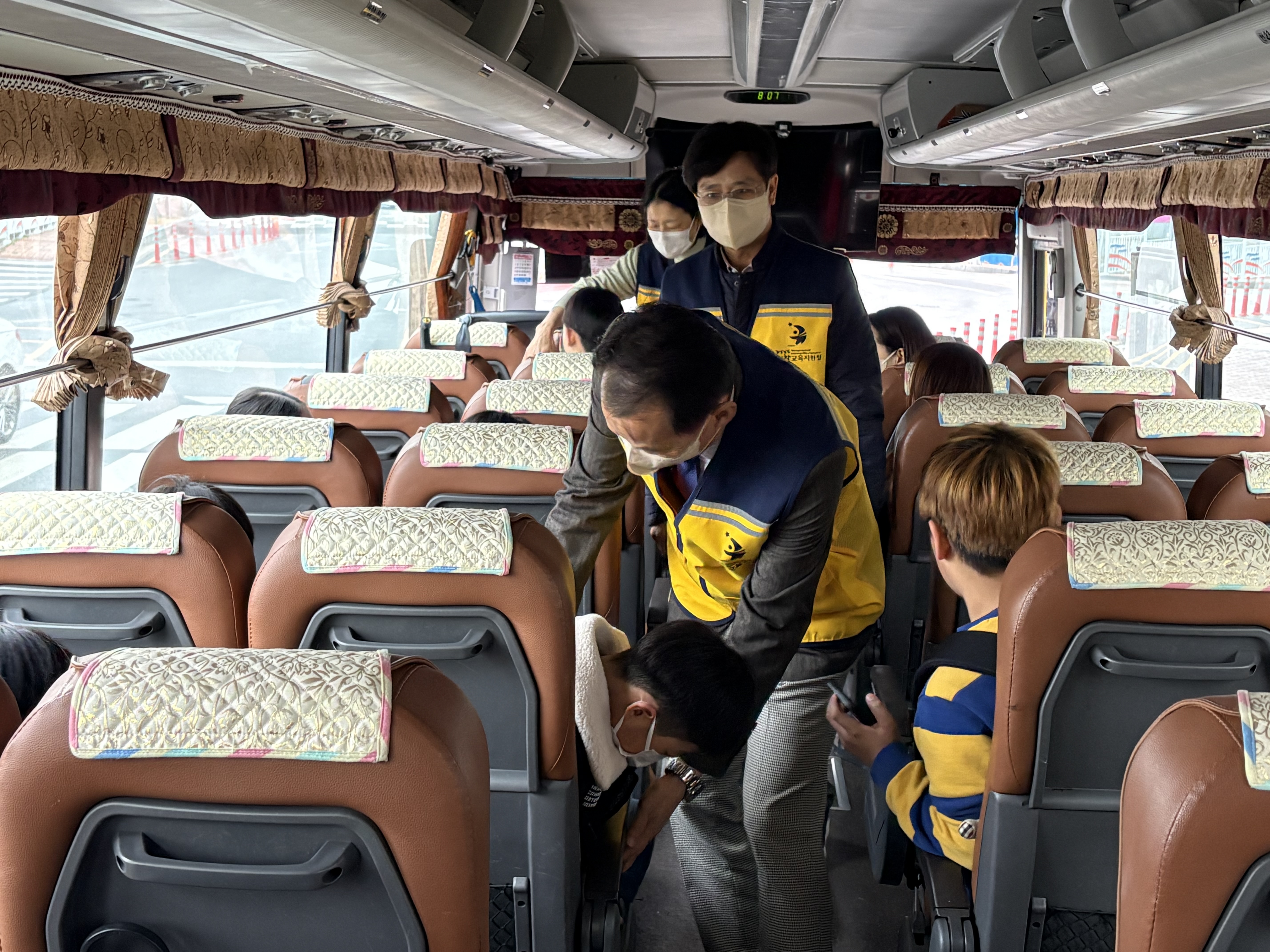 거창교육지원청, 어린이통학버스 노선 꼼꼼 점검으로, 아이들 등굣길을 지키다! - 관련이미지2