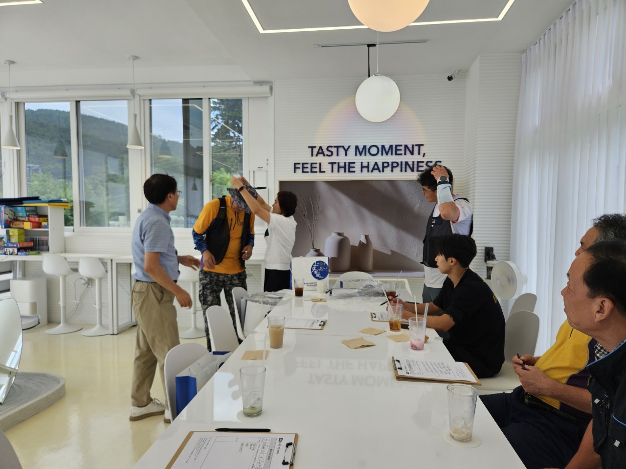 통영교육지원청, 학교 시설지원 일용직 근로자 대상 안전보건 간담회 가져 - 관련이미지1