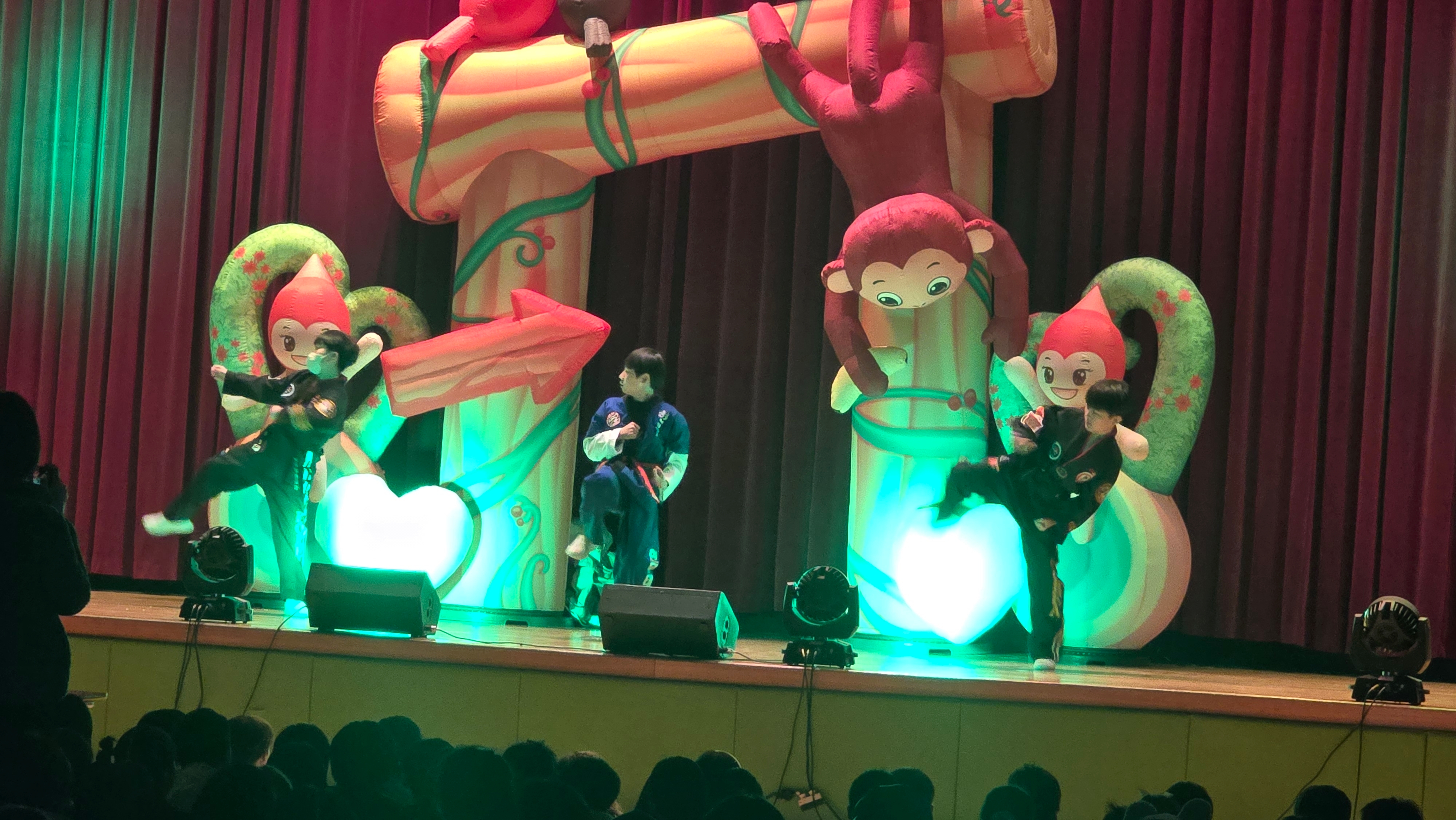 명곡초, 학생자치회와 함께하는 밝은골 꿈드림 버스킹 -꿈의 무대 열리다- - 관련이미지2