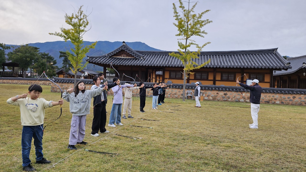 하동초, 선비문화체험으로 바른 인성을, 생태 계곡길 탐방으로 자연 사랑을! - 관련이미지1
