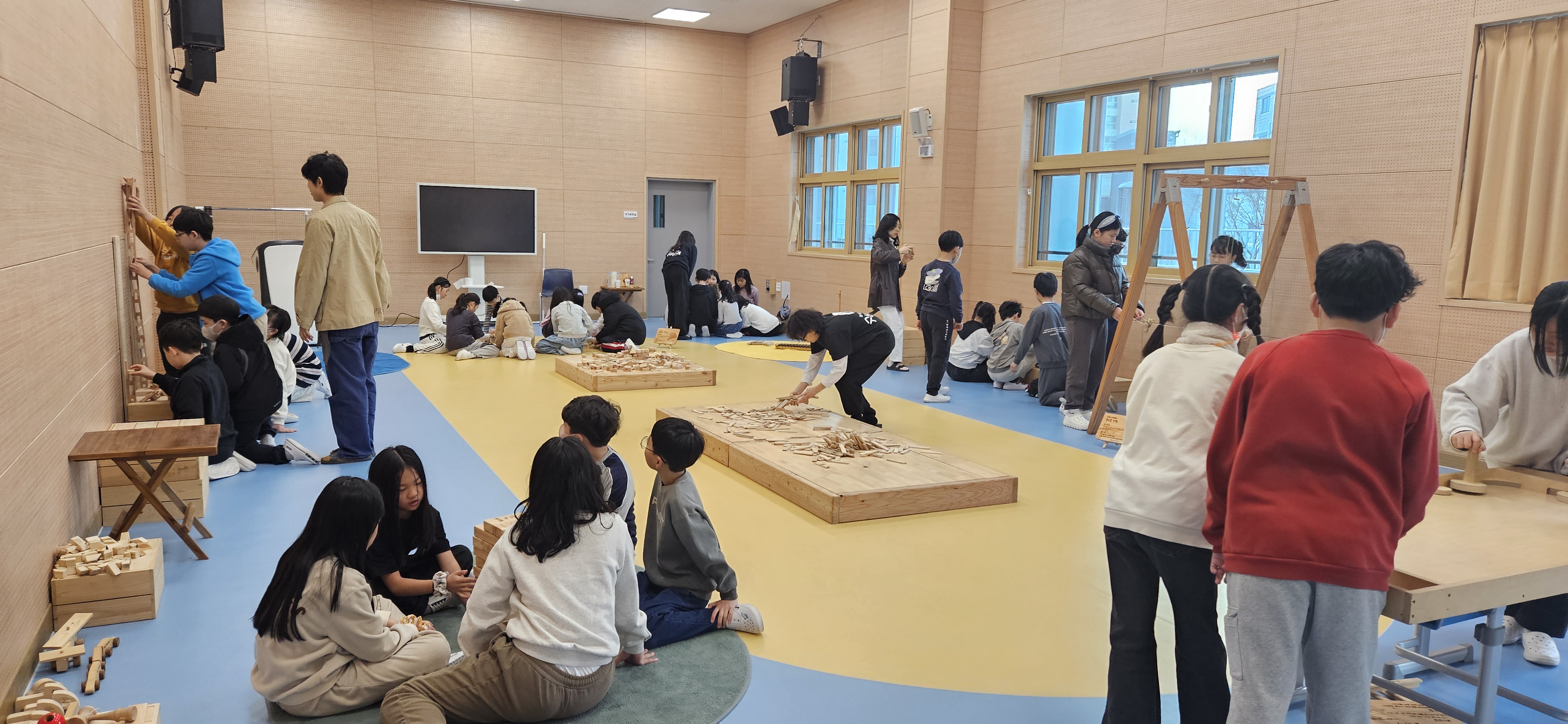 ‘합포초, 놀잇감부터 집짓기까지 탄소를 담는 하루’ - 관련이미지3