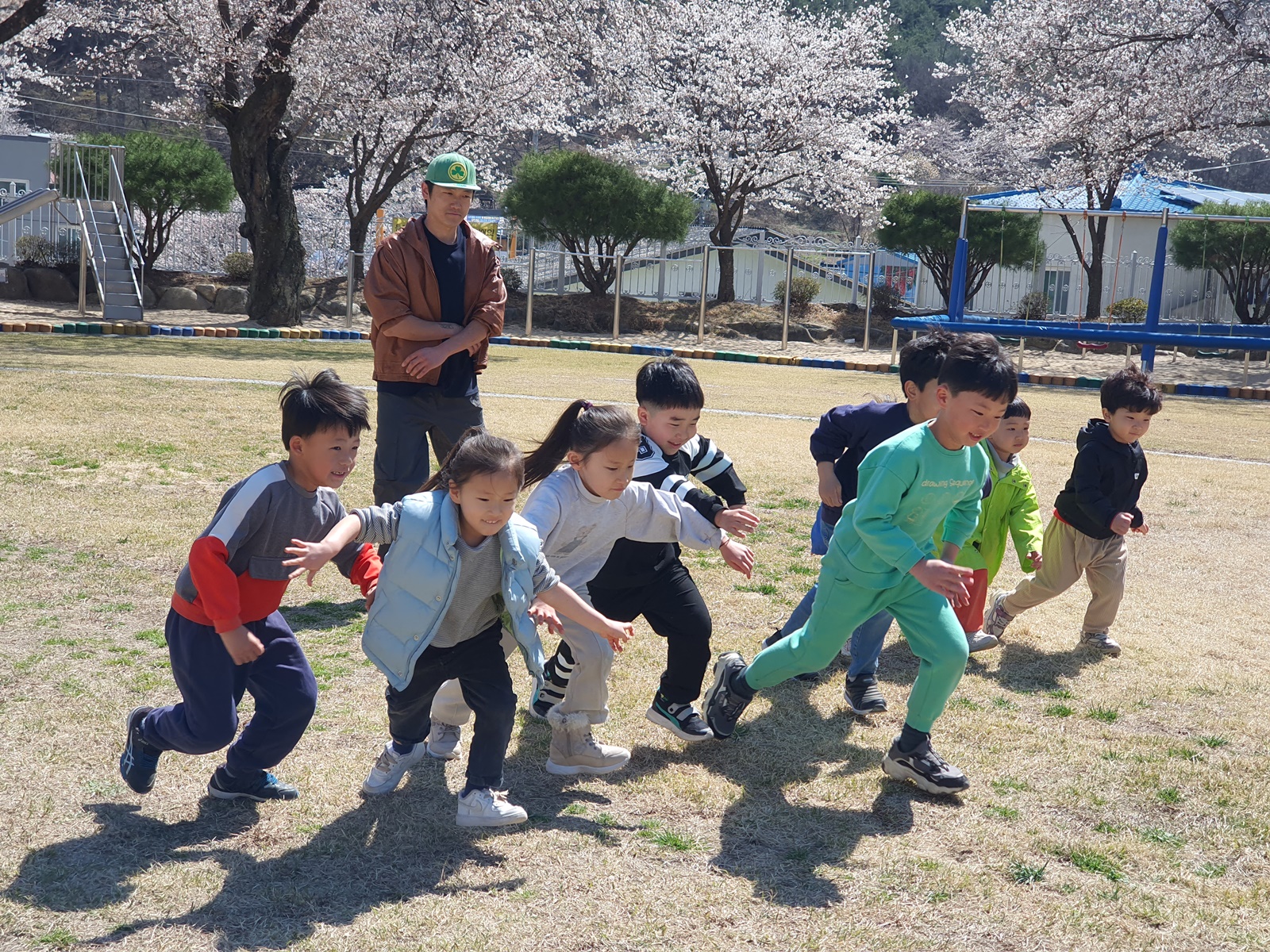 백전초, 신나는 놀이로 서로의 마음을 잇다. - 관련이미지3