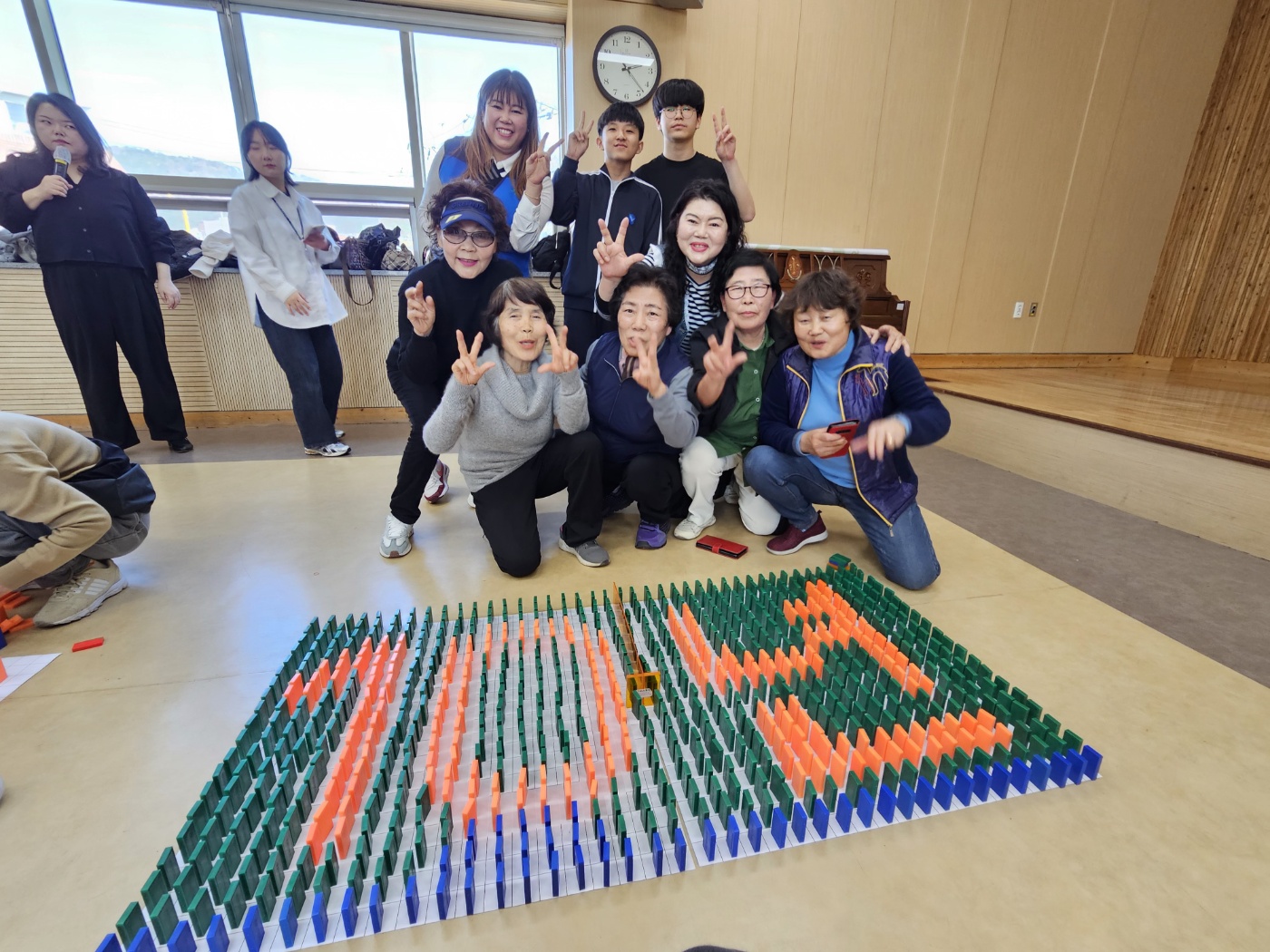 행복학교 양산중학교, 마을과 연대, 노인과 소통 - 관련이미지2