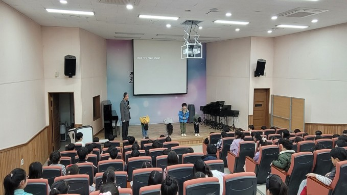 장재초, 교장선생님과 함께 하는 인사예절교육 실시 - 관련이미지1