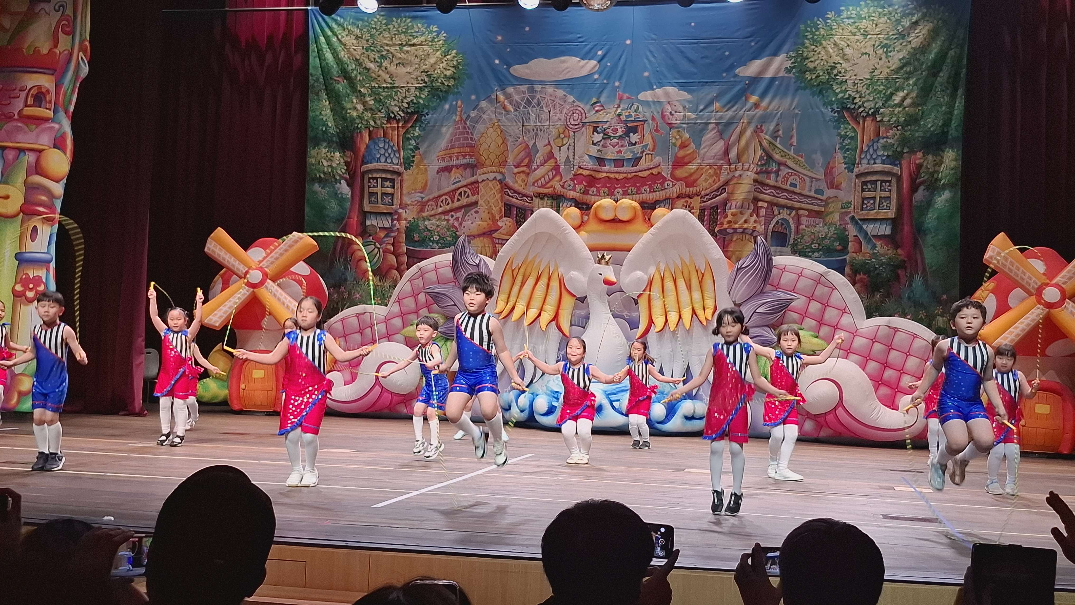 천령유, 꿈동이 학예발표회로 빛난 아이들의 성장과 끼! - 관련이미지3