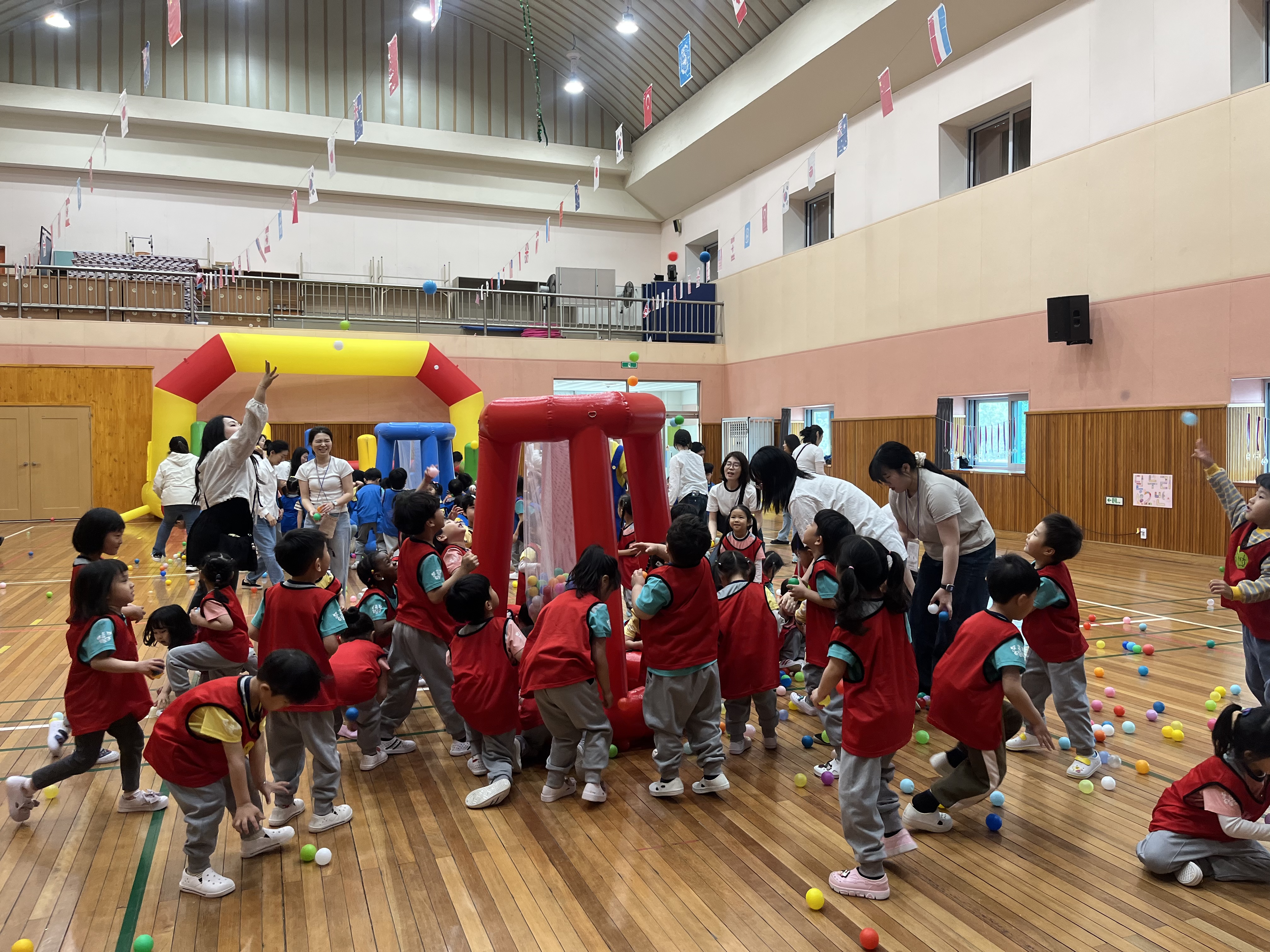 양산 오봉유치원, ‘하하호호 오봉유치원 운동회 및 어린이날 축제’ 개최 - 관련이미지2