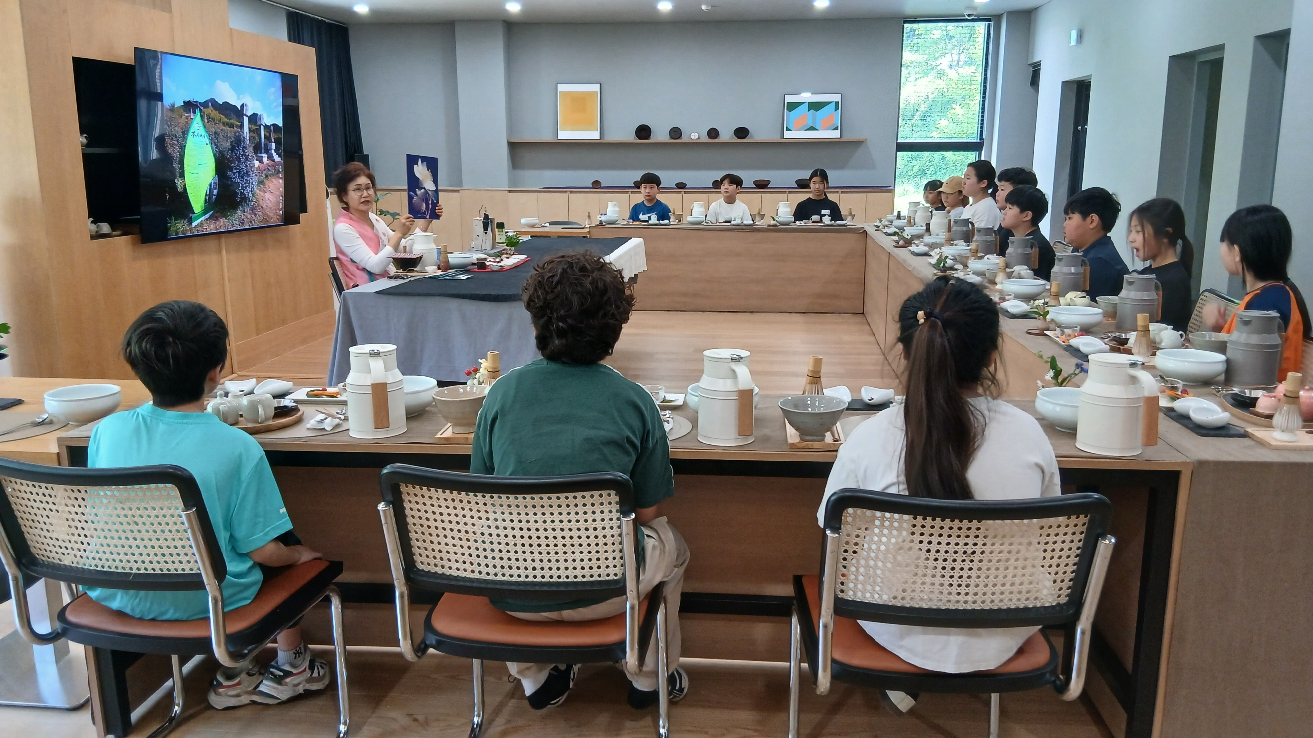 고전초, 지리산 향기를 담은 찻잔 속 다례로 만나는 힐링의 시간 - 관련이미지3