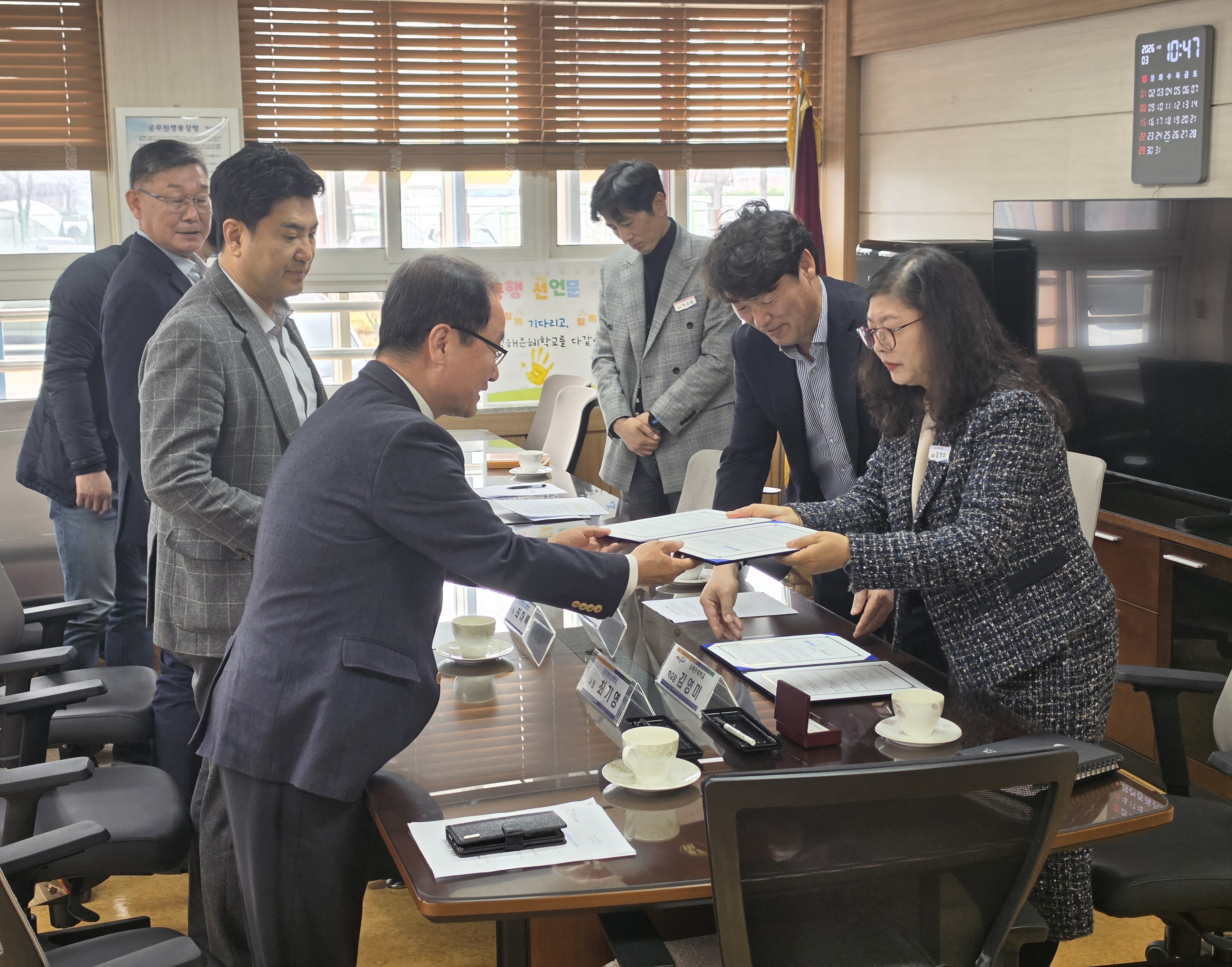 김해은혜학교 장애학생 수영 교실 운영 - 관련이미지1
