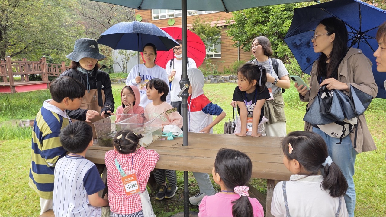 경남교육청, 학부모와 자녀가 동행하는 생태 전환 배움길 열다 - 관련이미지1