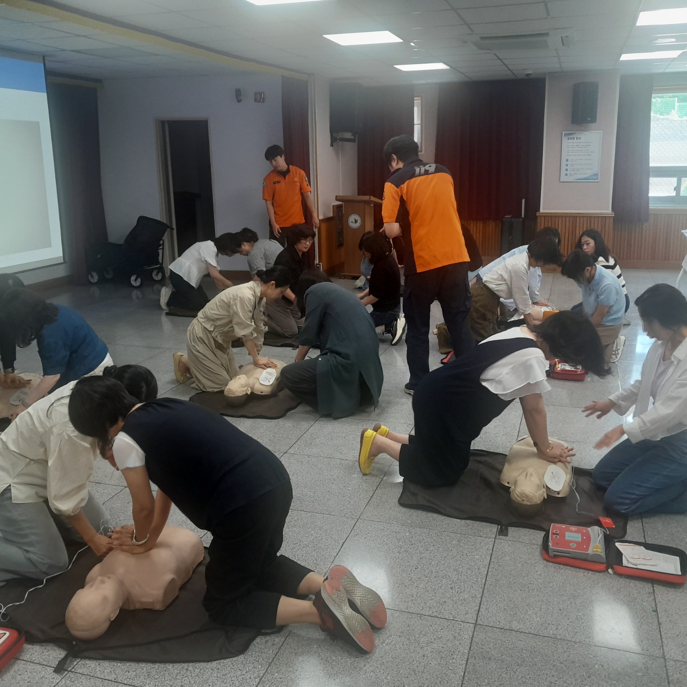 양산교육지원청, 돌봄전담사 응급처치교육 실시  - 관련이미지2