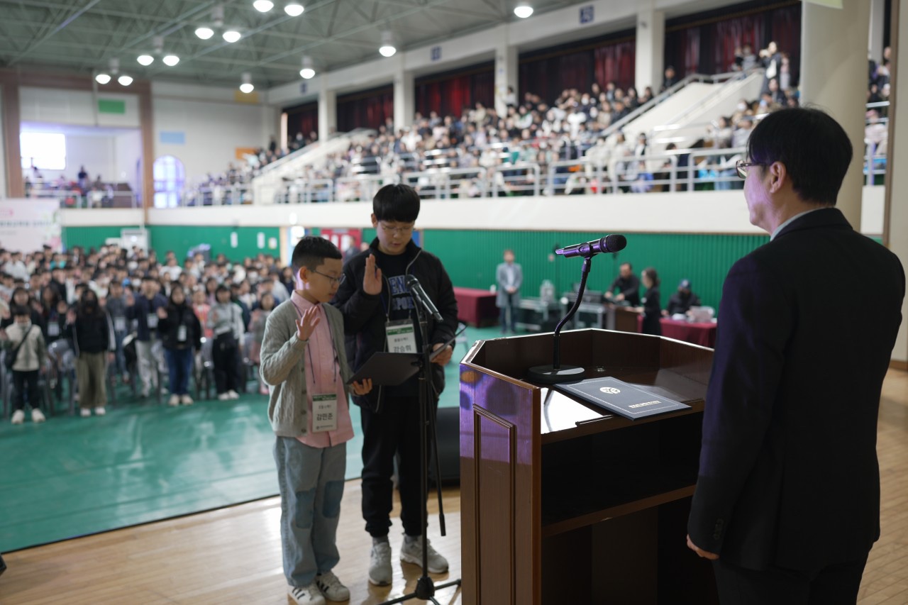김해교육지원청 영재교육원 입학식 개최,  함께 탐구하며 꿈을 키우는 김해영재교육원 힘찬 출발 - 관련이미지2