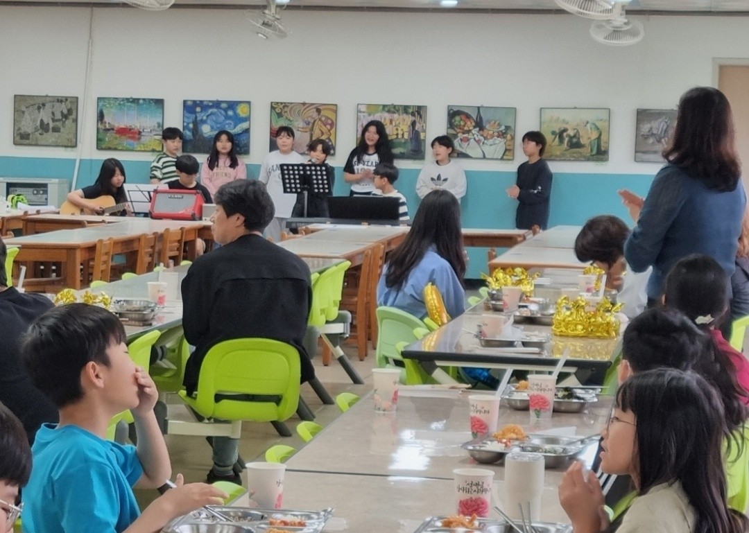 ‘작은학교의 큰 감사, 한림초 스승의 날 행사!’  - 관련이미지2