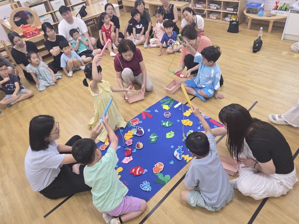 가촌초병설유치원, 방과후 특성화 활동 학부모 공개수업 실시 - 관련이미지3