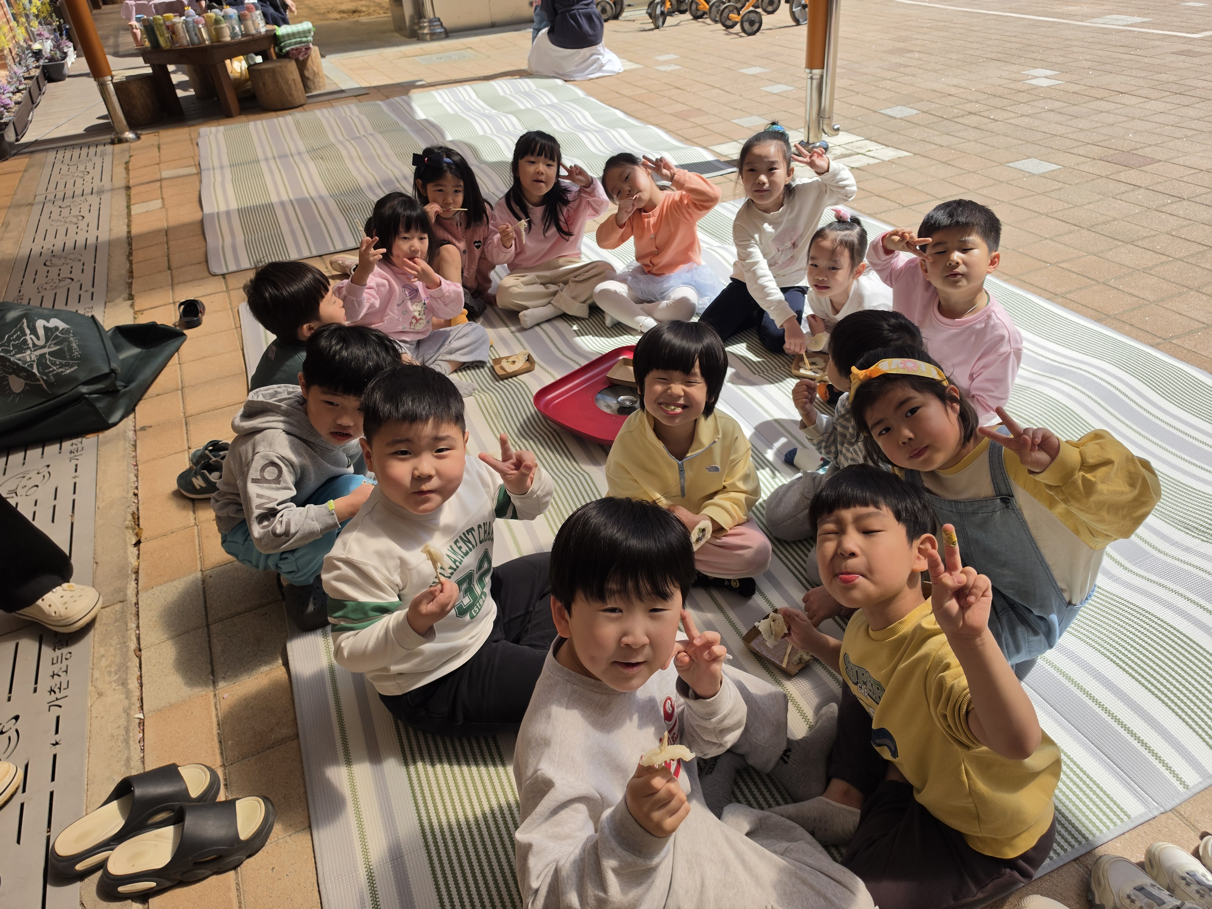 가촌초병설유, 봄꽃 전 요리활동 실시 - 관련이미지3