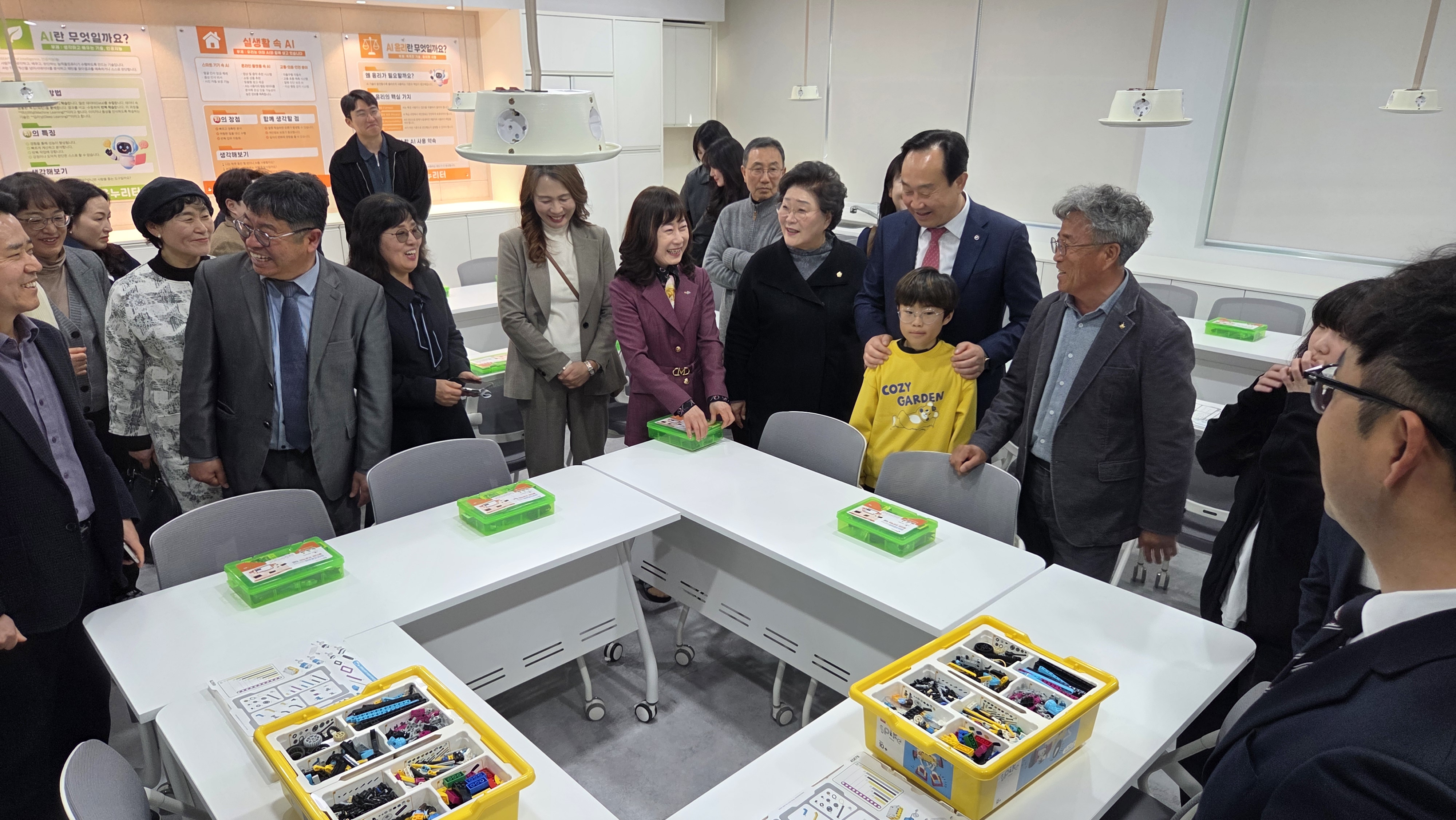 통영교육발전특구 ‘AI미래배움누리터’,‘예술로키움센터’개관 - 관련이미지4