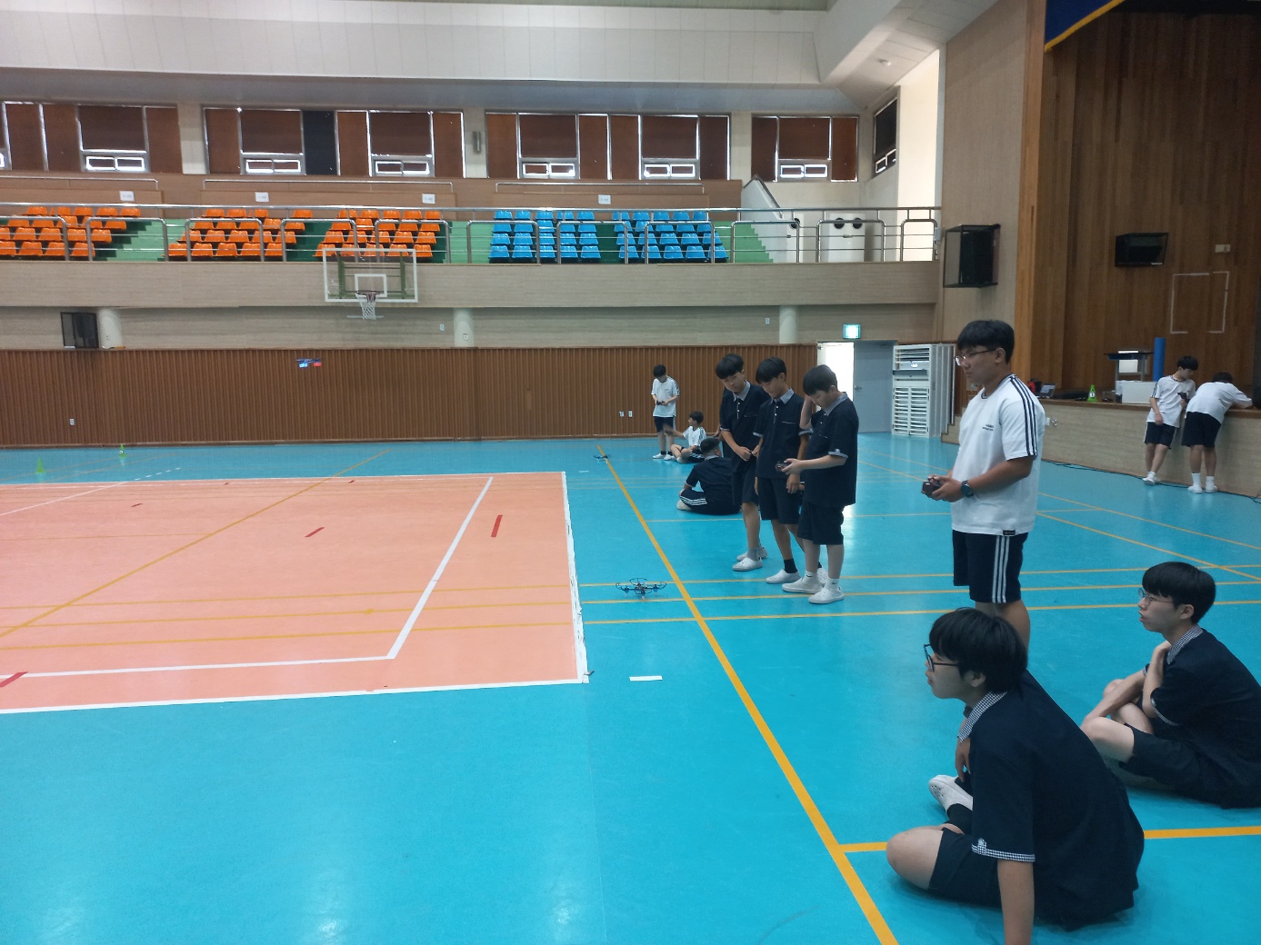 함안중학교, 직업 세계를 체험하며 나만의 진로를 설계하다! - 관련이미지2