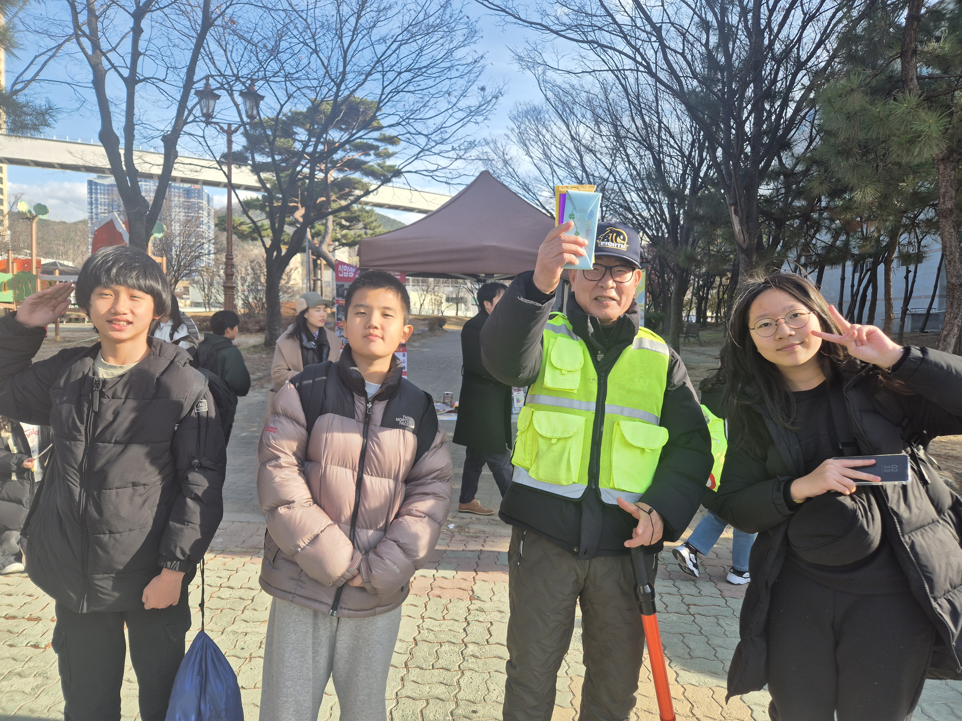 양산교육지원청 수업나눔한마당 도서 지원,  양주초, 『찰리와 초콜릿 공장』 속 상상력, 사랑의 나눔으로 꽃피우다 - 관련이미지3
