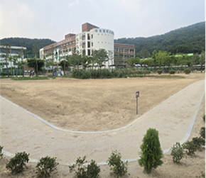 창원명곡고, 맨발걷기를 통해 지속가능한 삶을 모색하다 - 관련이미지2