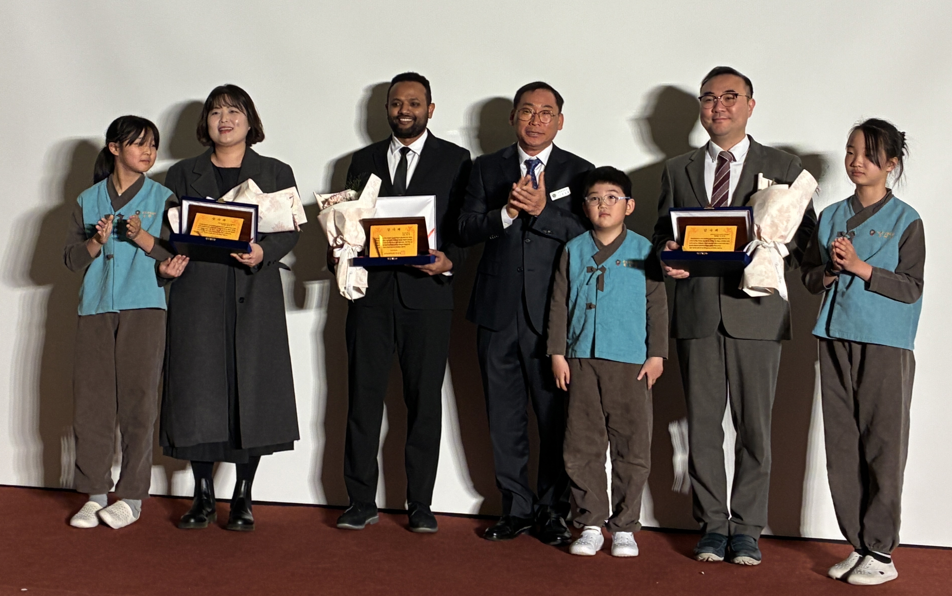 함양 금반초, 장학금이 불러온 기적 - 관련이미지4