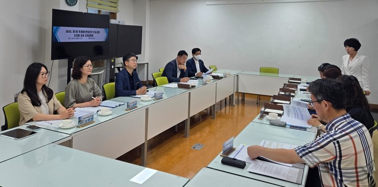 통영교육지원청, 도의원과 함께하는  2025년 제1회 추경예산(안) 설명회 개최 - 관련이미지1