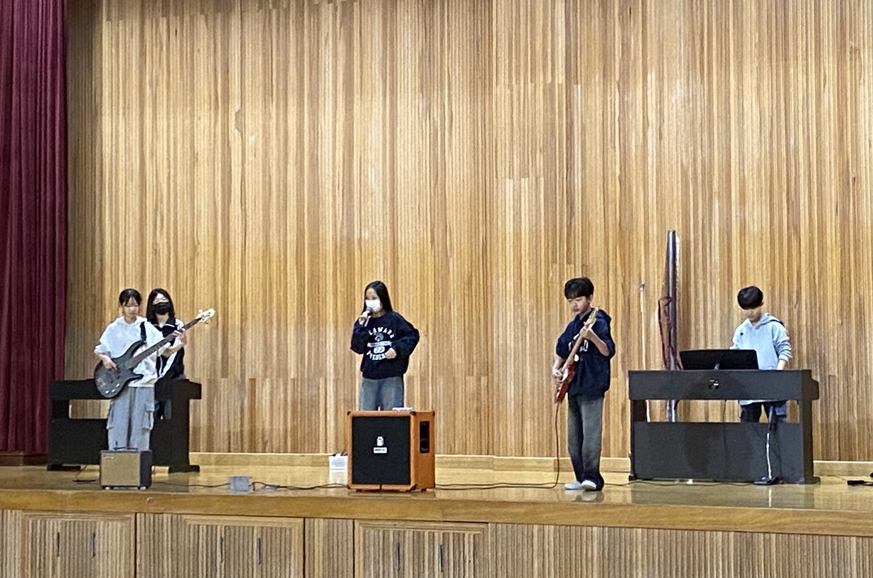 학생이 주인공이 된 아침 무대, 용남초 ‘아침 버스킹’ 큰 호응 - 관련이미지2