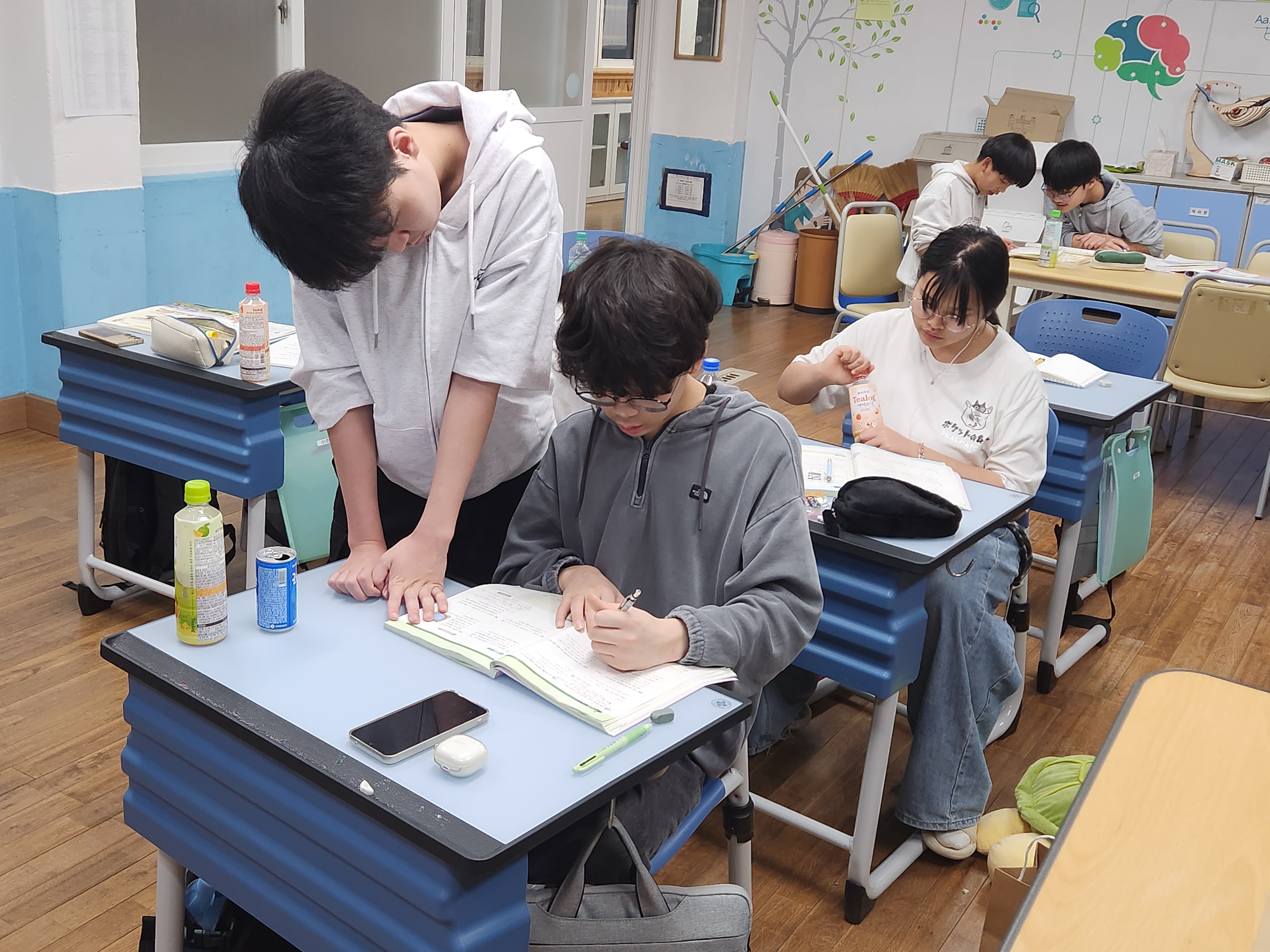 진서중, 학습 취약 지역 여건 속 ‘별빛 공부방‘ 으로 배움의 불 밝히다 - 관련이미지2