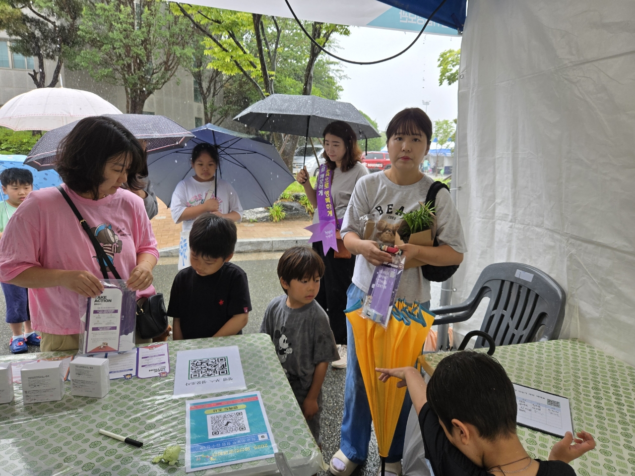 양산교육지원청, 스포츠윤리센터와 찾아가는 학교 운동부 상담부스(청렴부스) 운영 - 관련이미지3
