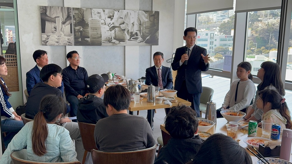 “자랑스러운 마천 동문을 만나다. 마천인을 찾아서 프로젝트” - 관련이미지2