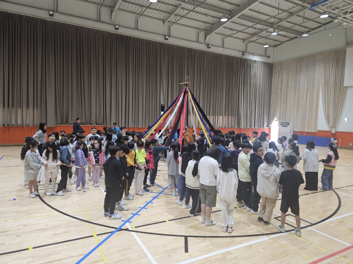 김해동광초등학교 어린이날 주간 ‘김해동광 어린이날 페스타 우리 함께 하나, 둘 셋!’운영 - 관련이미지1