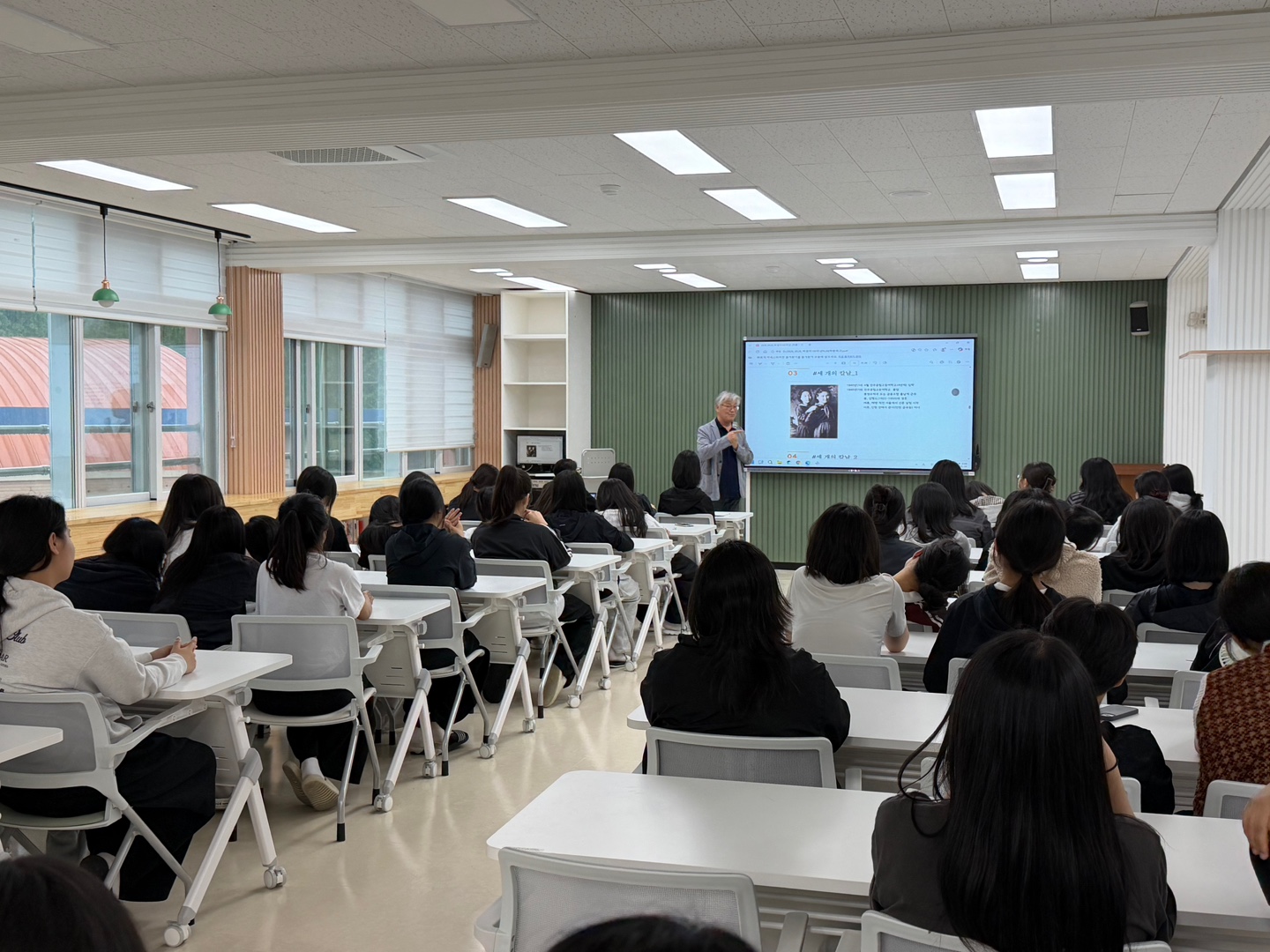 하동여고, 박경리의 삶과 문학을 지역 속에서 만나다 - 관련이미지3