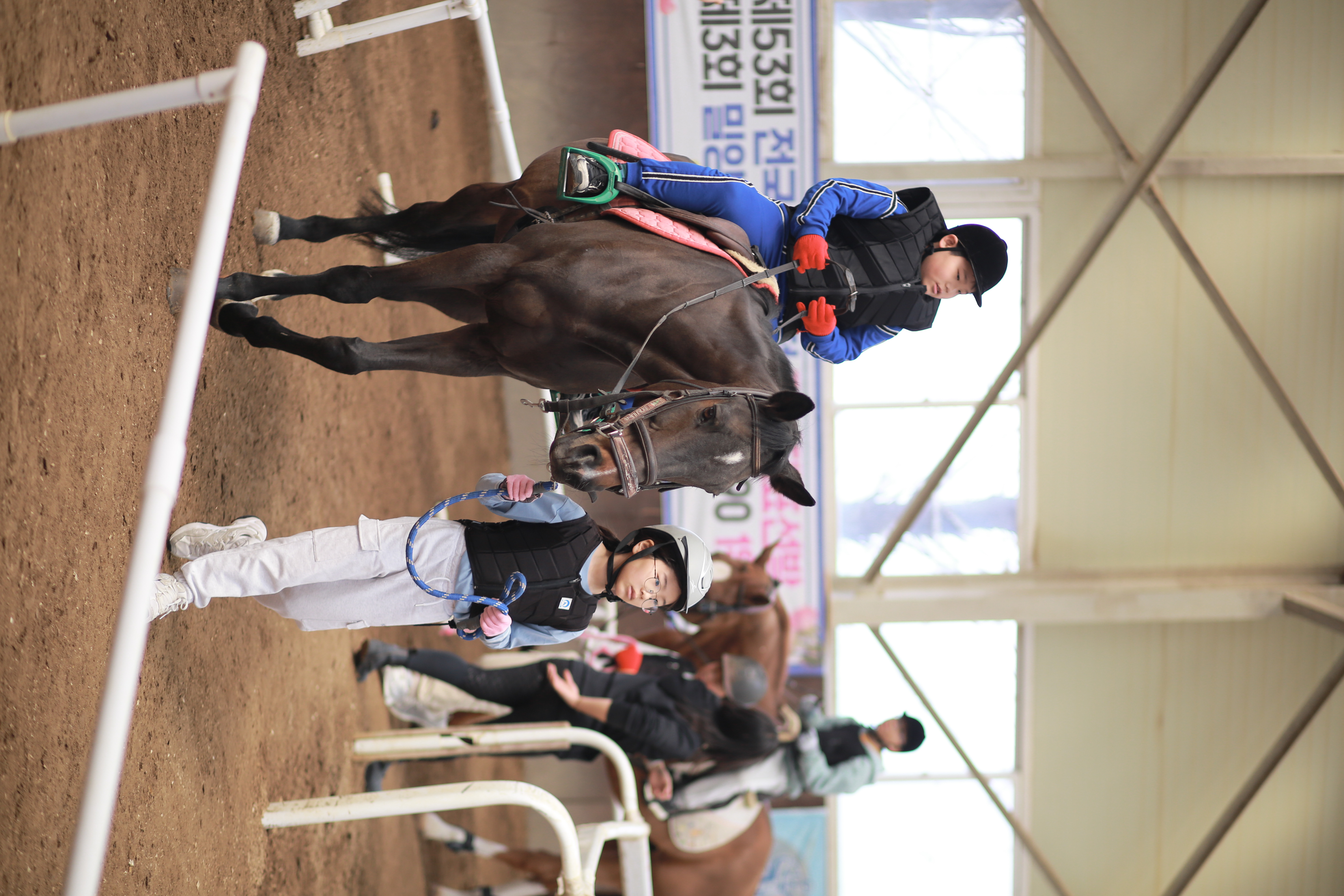 김해 용산초, 승마교육으로 여는 새로운 배움과 성장의 장 - 관련이미지3