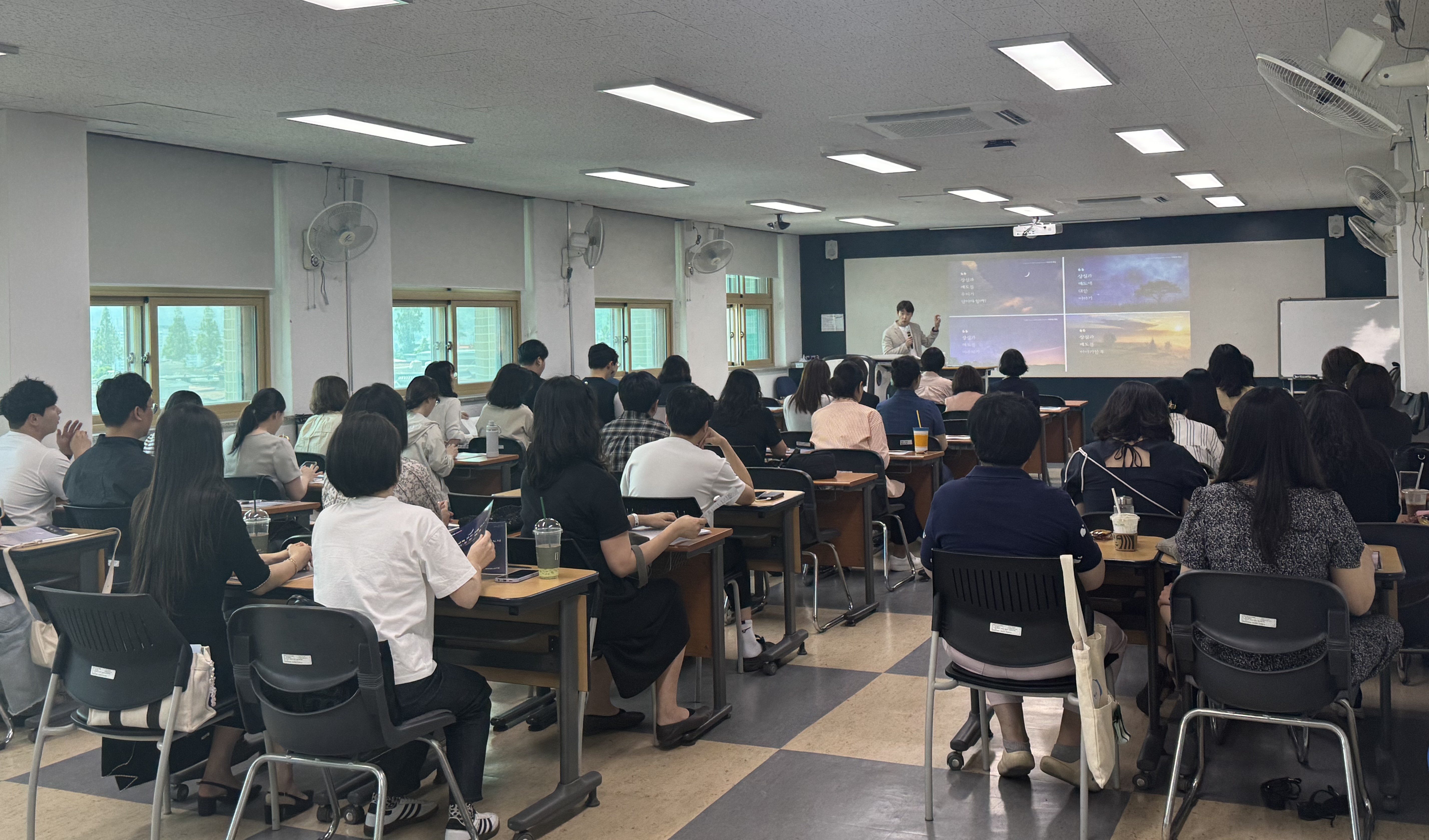 경남교육청, 학교응급심리지원단 6월부터 본격 운영 - 관련이미지2