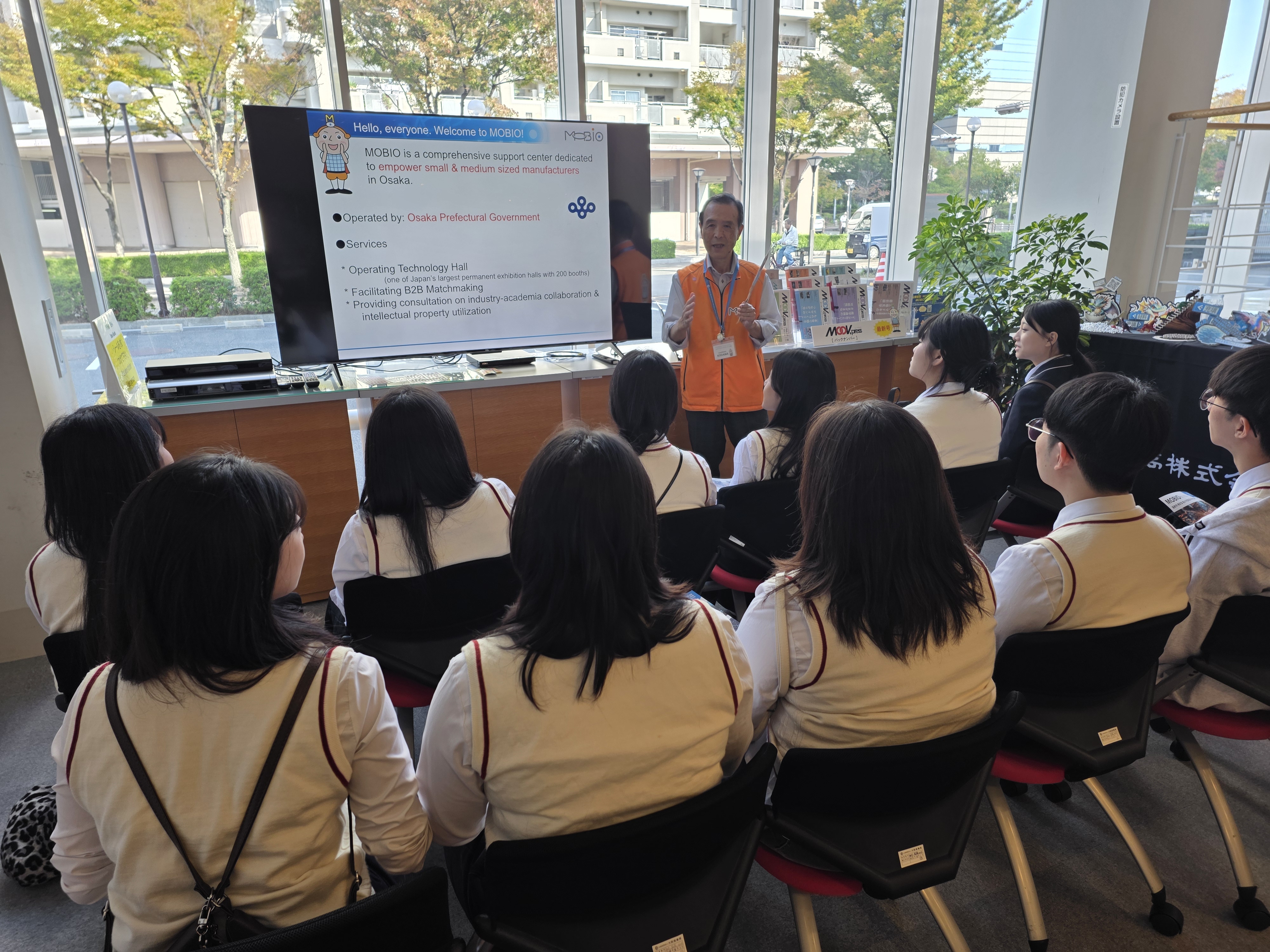 진영제일고, 글로벌 감각 키우는 해외문화체험연수 실시 - 관련이미지4