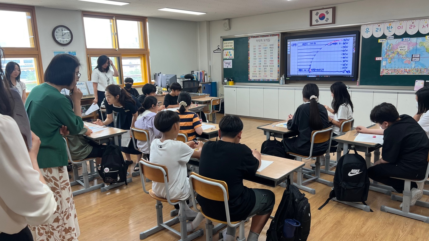  질문으로 여는 배움, 함께 성장하는 교실! 2026. 초등 배움중심수업 나눔중심학교 수업 나눔 공개 행사 실시 - 관련이미지2