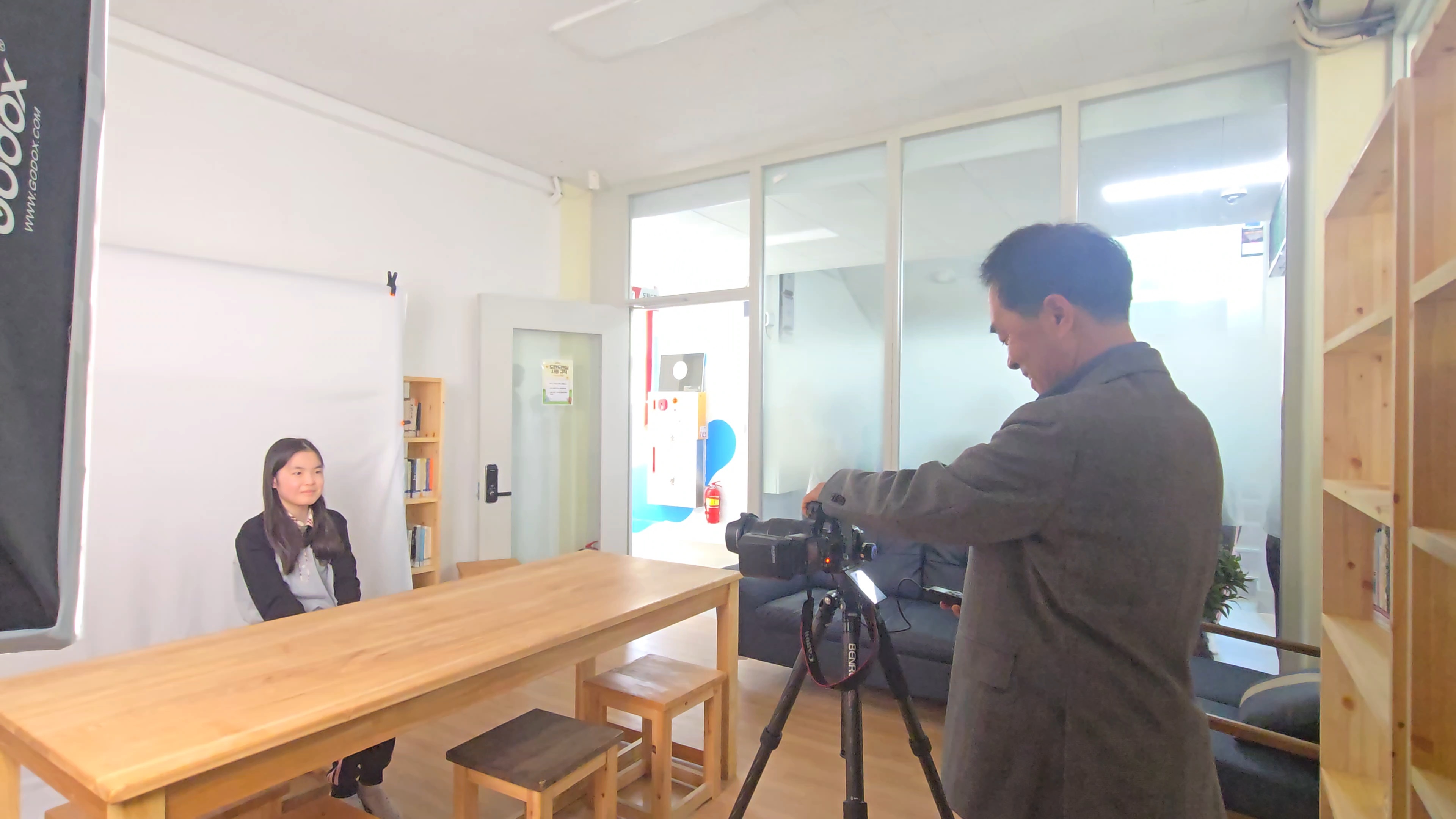 개운중 김순남 교장이 카메라를 든 이유? - 관련이미지2