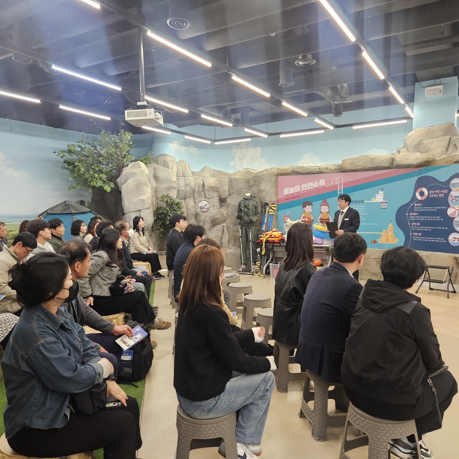 경남교육청, 학교 안전·재난 업무 담당자 연수회 개최 - 관련이미지3