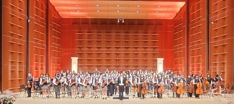 예술교육의 힘! 연주에 열정을“담다” 김해 진영중 오케스트라 제 14회 정기연주회 개최 - 관련이미지1