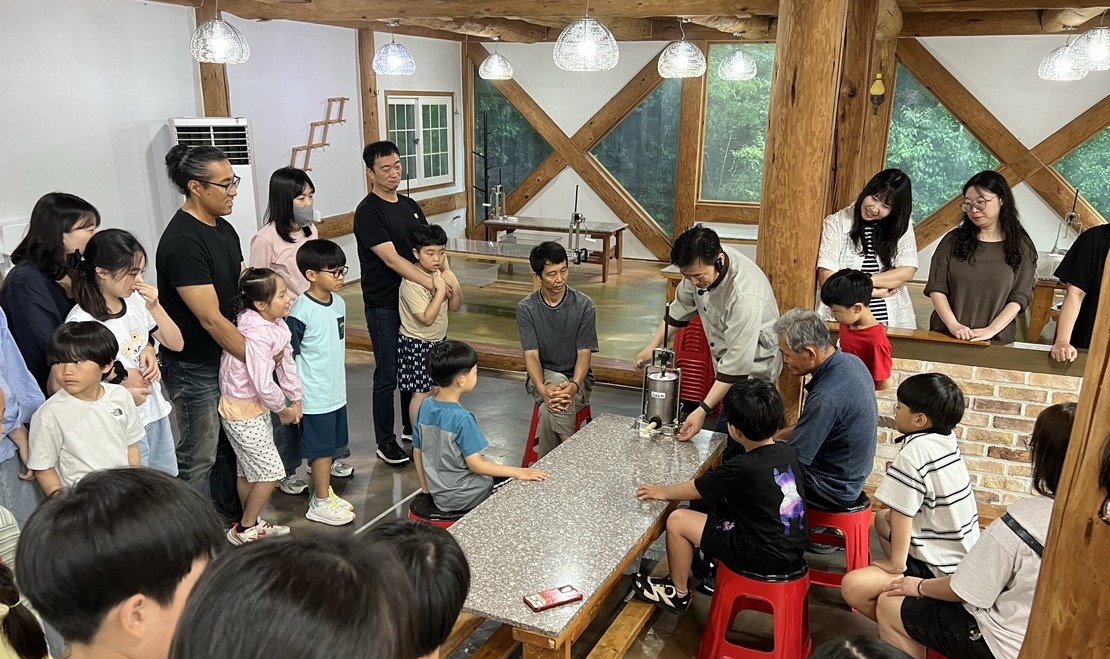 밀양교육지원청, 초등 가족 여행 “가족애(愛)발견” 운영 - 관련이미지2