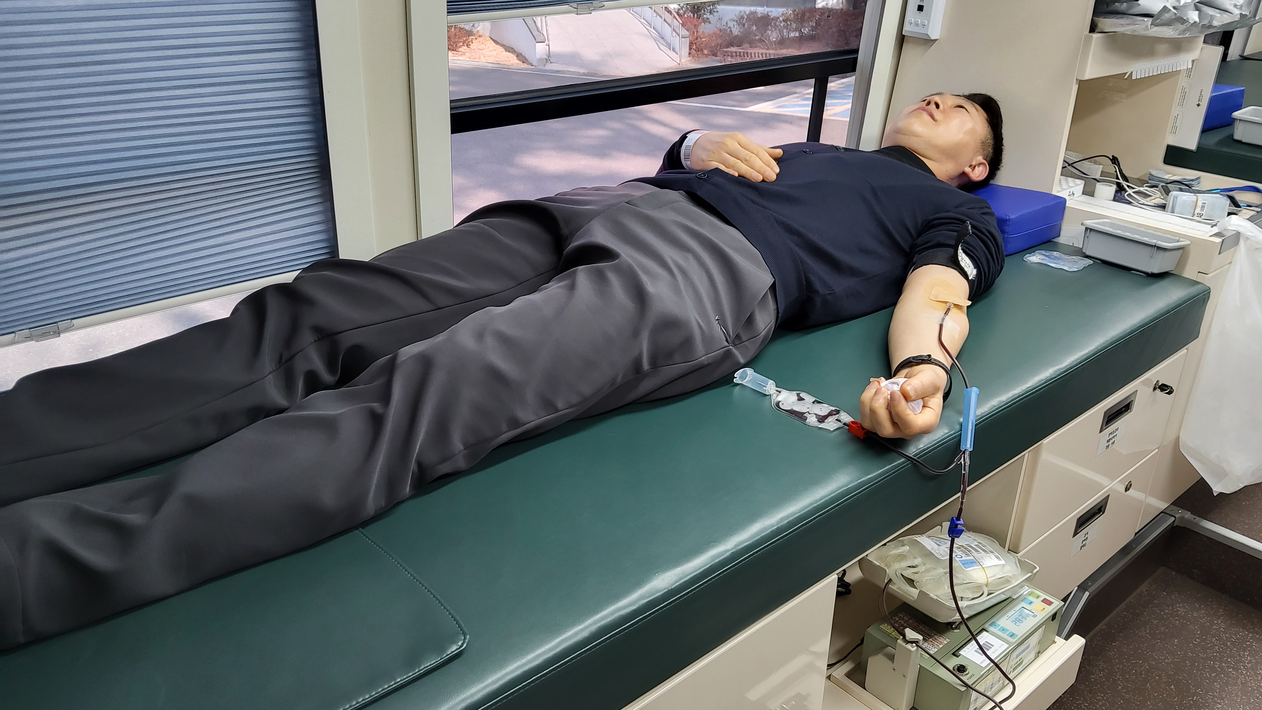 창녕교육지원청, 생명나눔 사랑의 헌혈 행사 참여 - 관련이미지2