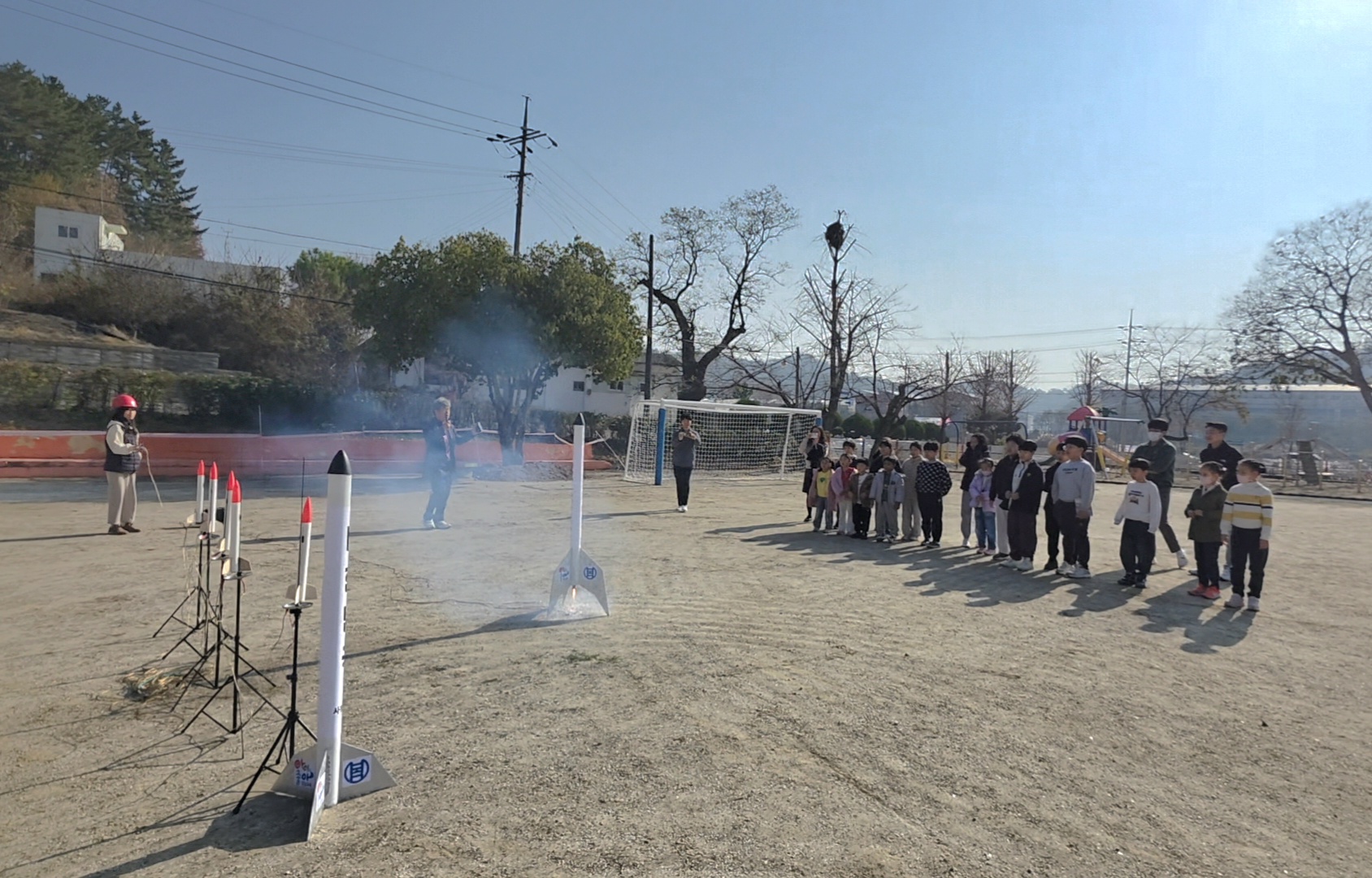 사봉초등학교, 누리호와 함께 우주를 향한 꿈을 쏘아 올리다! - 관련이미지1