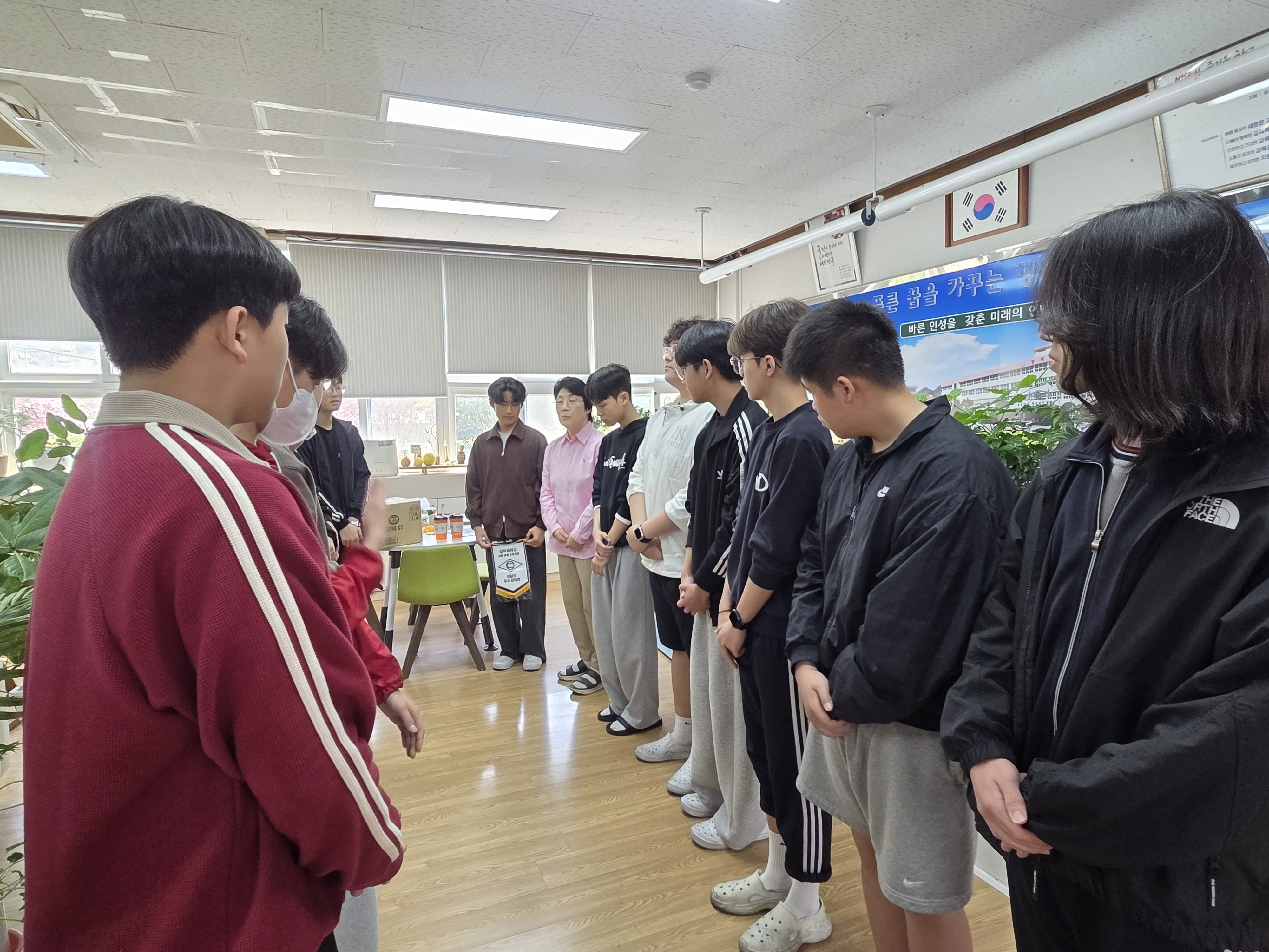 양덕중, ‘초등에서 중등으로’ 1학년 공동체 생활 프로젝트로 공동체 질서 성장 - 관련이미지2
