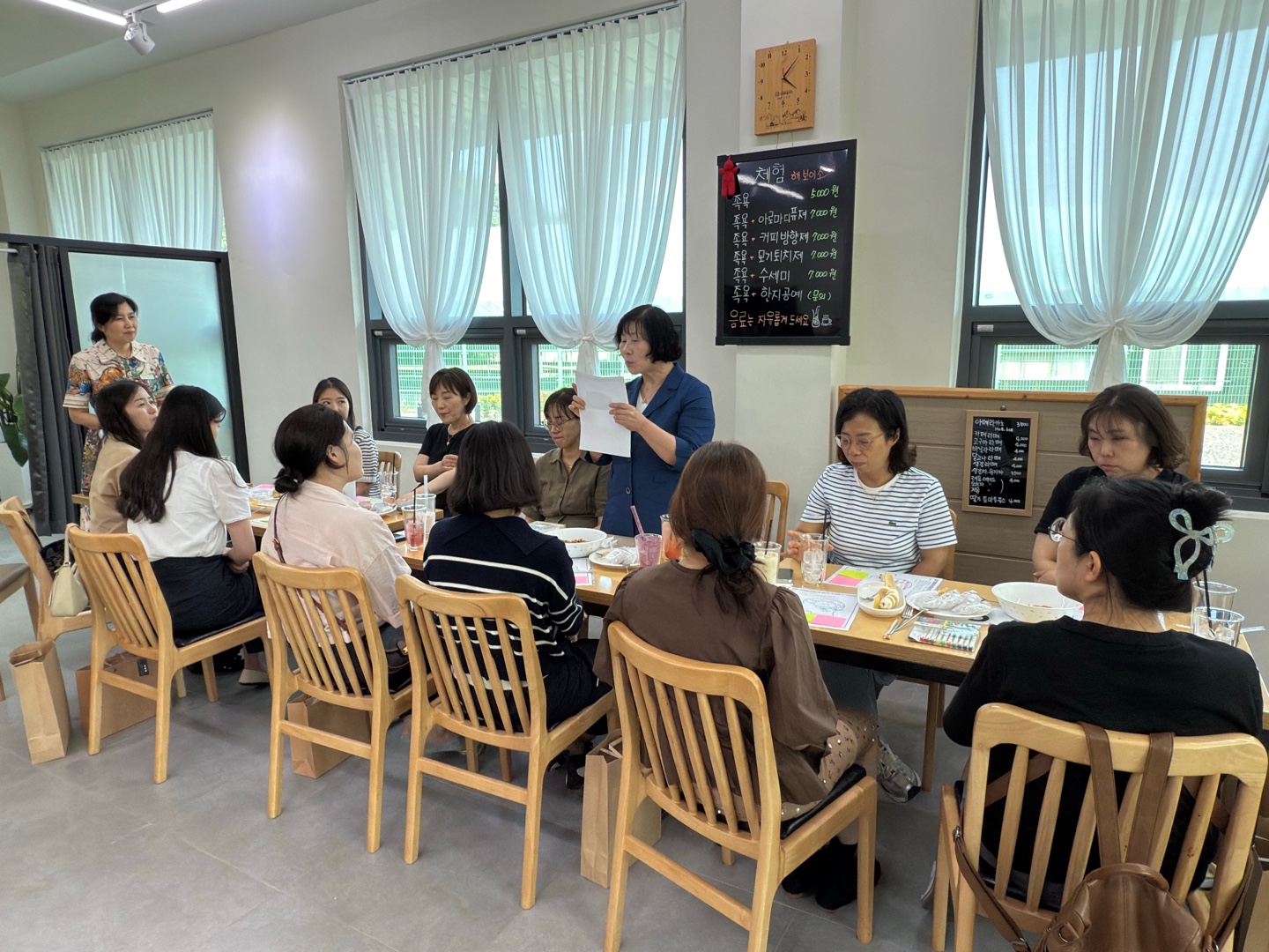 합천교육지원청, 유치원 교원의 마음 회복과 소통을 위한 따뜻한 만남 - 관련이미지3