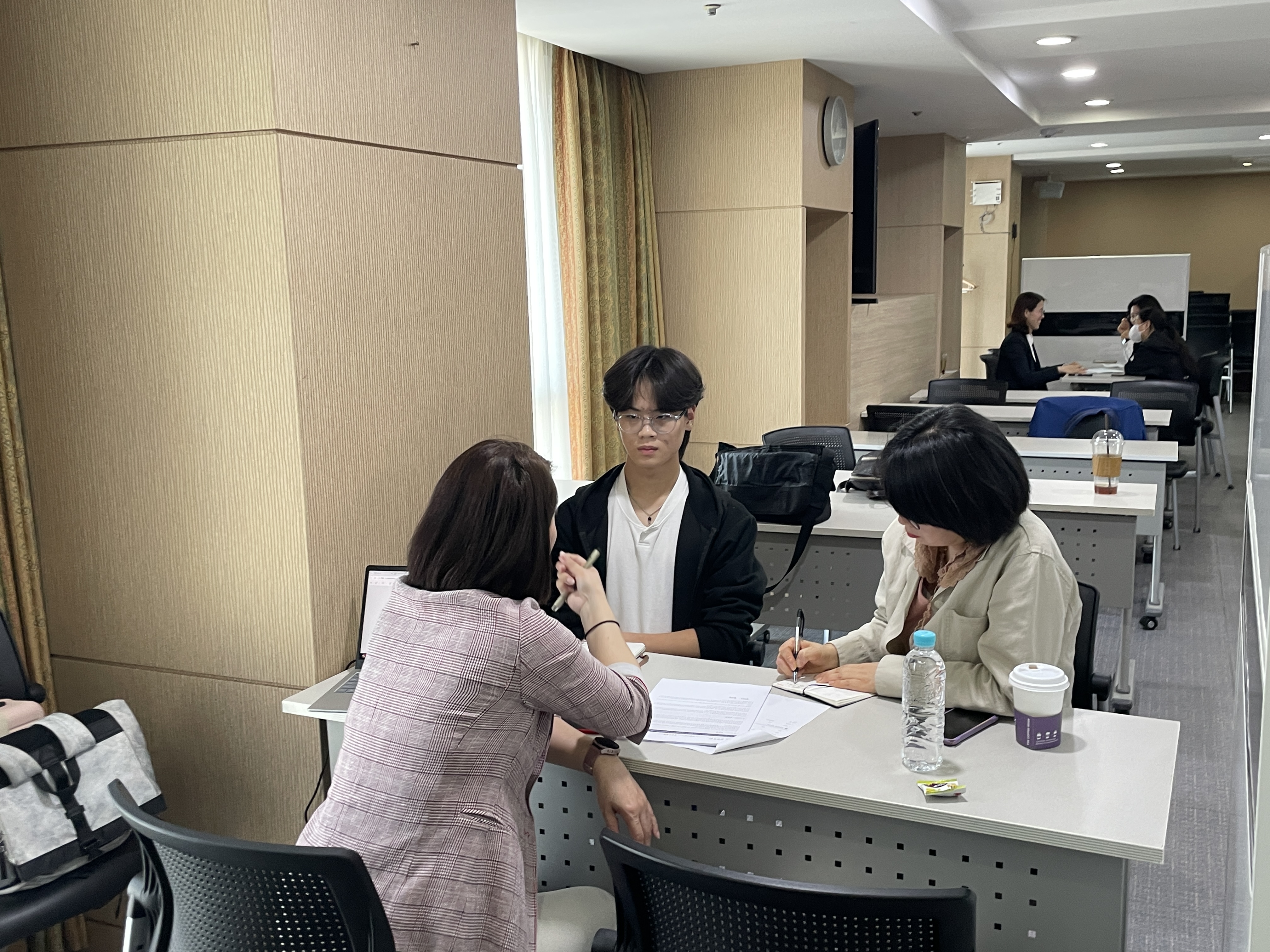 “우리 아이 몰랐던 재능 발견”...지정중, 학부모와 함께하는 ‘진로로드맵’ 제시 - 관련이미지3